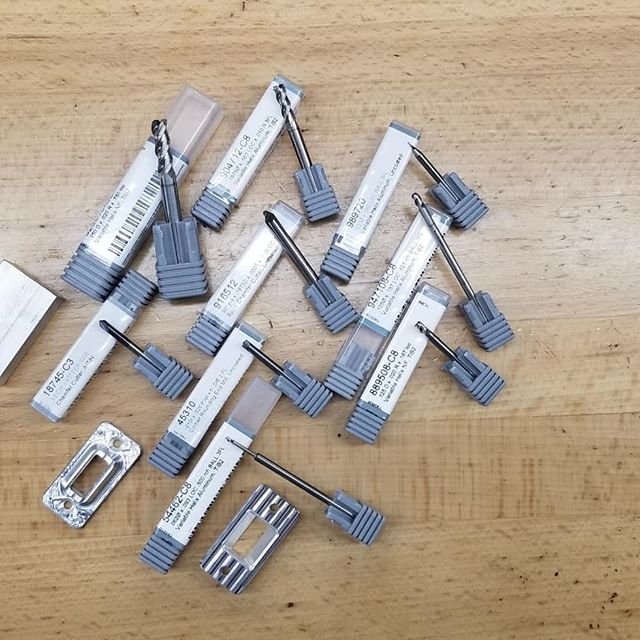 @harveytool #harveytoolhaul 
Thanks go out to Don G. from Harvey Tool and Mark C. from @alrosteel for helping us get this new part running in our @doosanmta DNM 500. 
#machineshop 
#machining 
#jobshop 
#jobshoplife 
#aluminum 
#harvetool
#alro
#alro