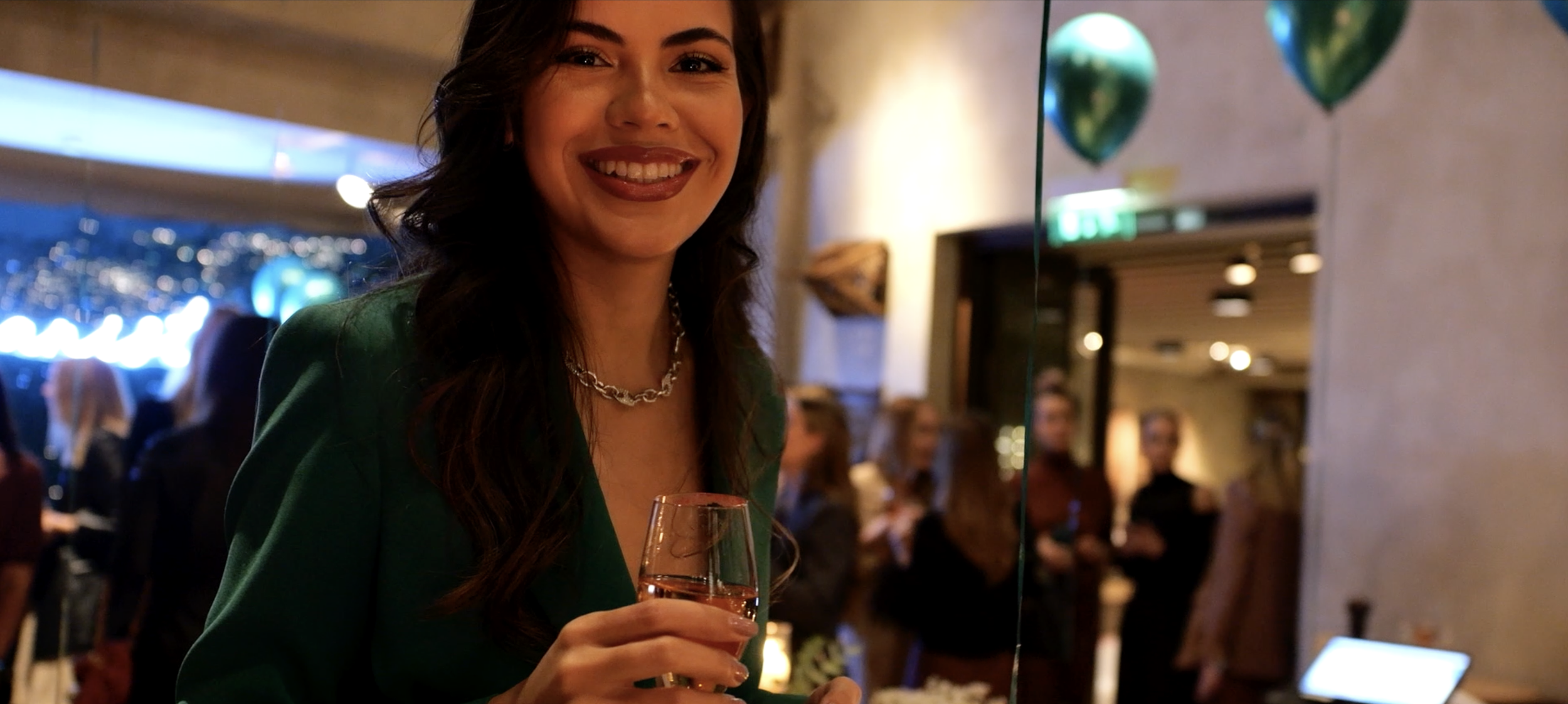 RIANI - Event Video