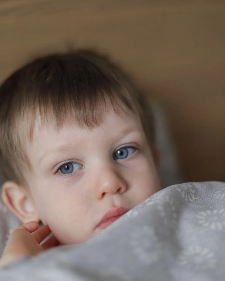 Feeling this today! 😴 &bull; &bull; &bull;

#monday #mondaymood #mondayblues #blueeyes #workingmom #mumlife #berkshiremummies #familyphotographer #naturallight #myson 💙