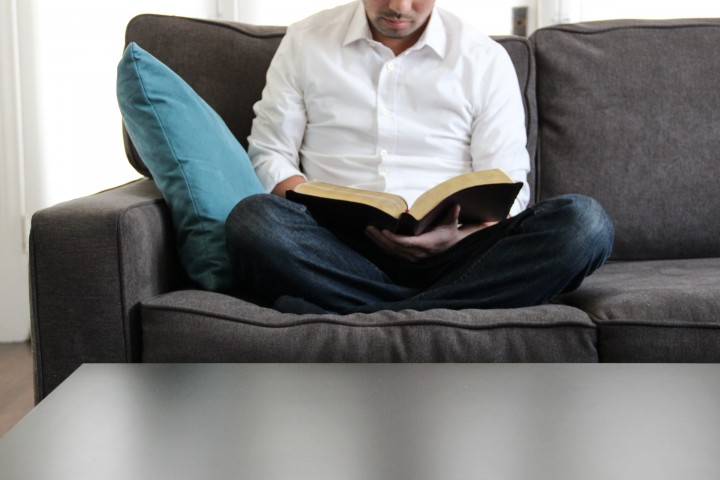 man-couch-reading-bible-720x480.jpg