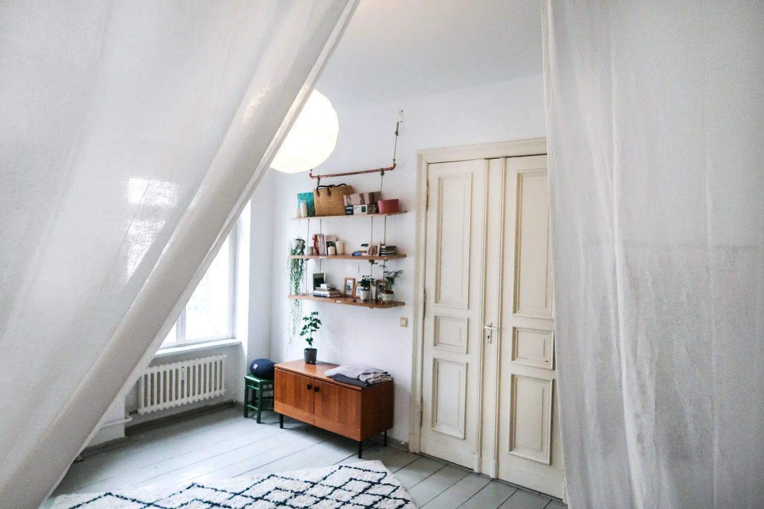 Berlin-flat-1.jpg