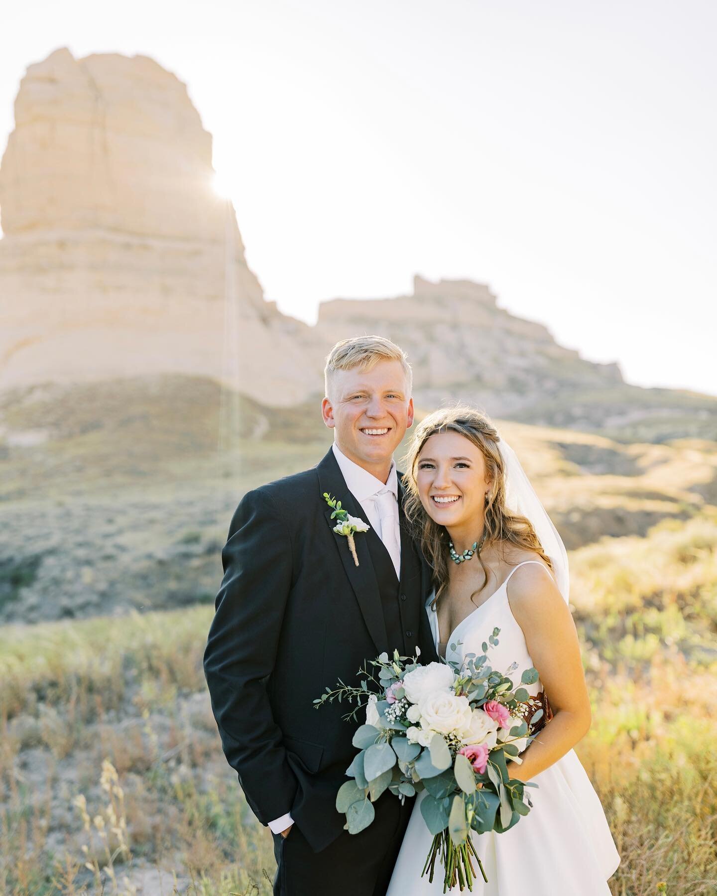 David and Christy are married!!! 🎉 featuring iconic Nebraska rocks
