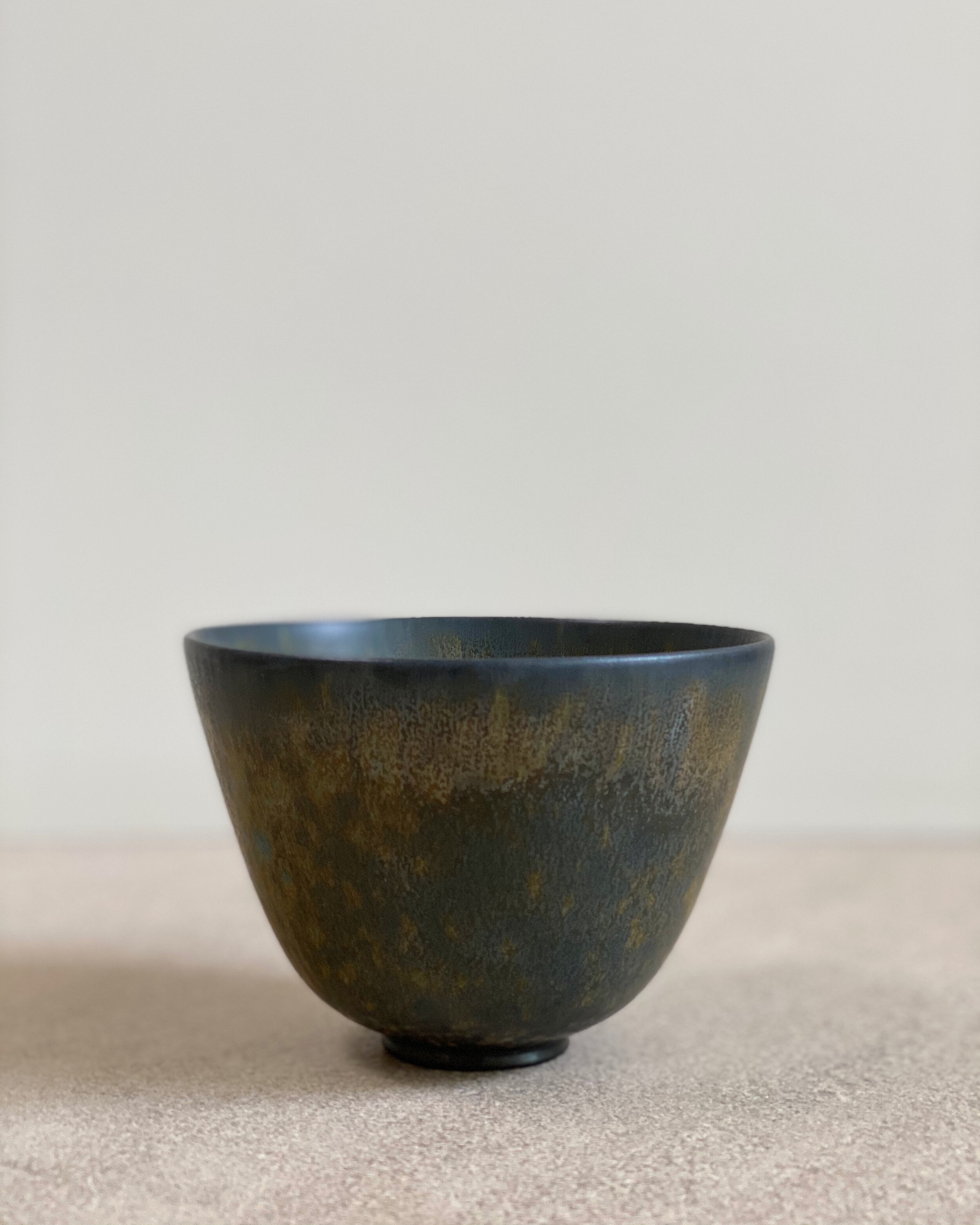 Gunnar Nylund Bowl, Sweden 1950s 5 x 4 inches SOLD