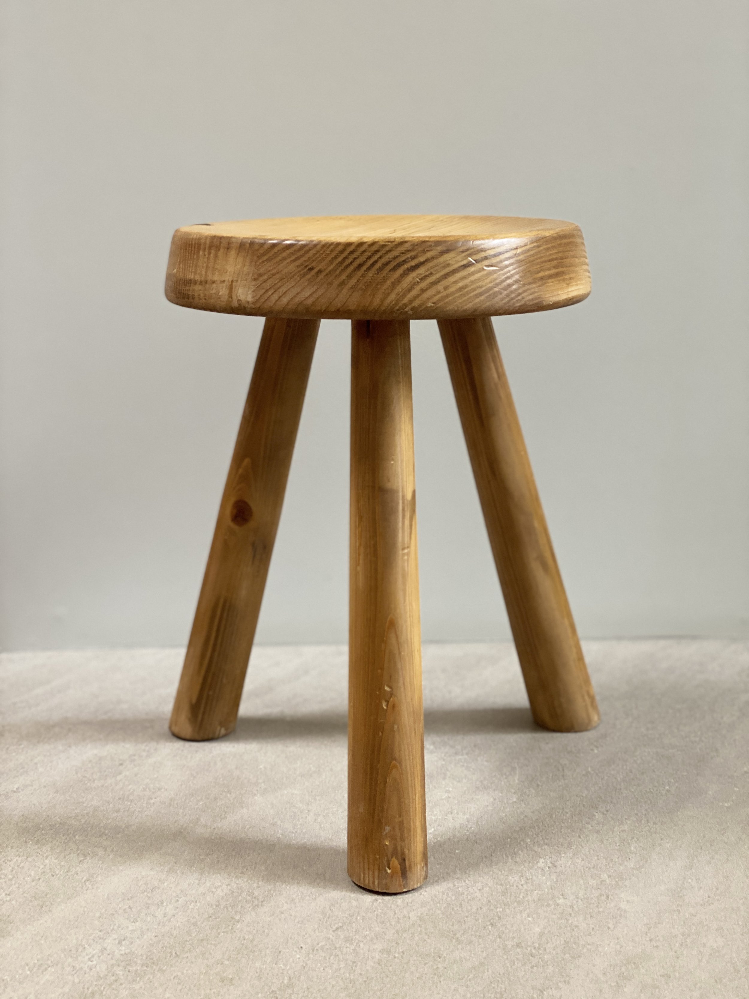 Les Arcs Stool in Pine by Charlotte Perriand