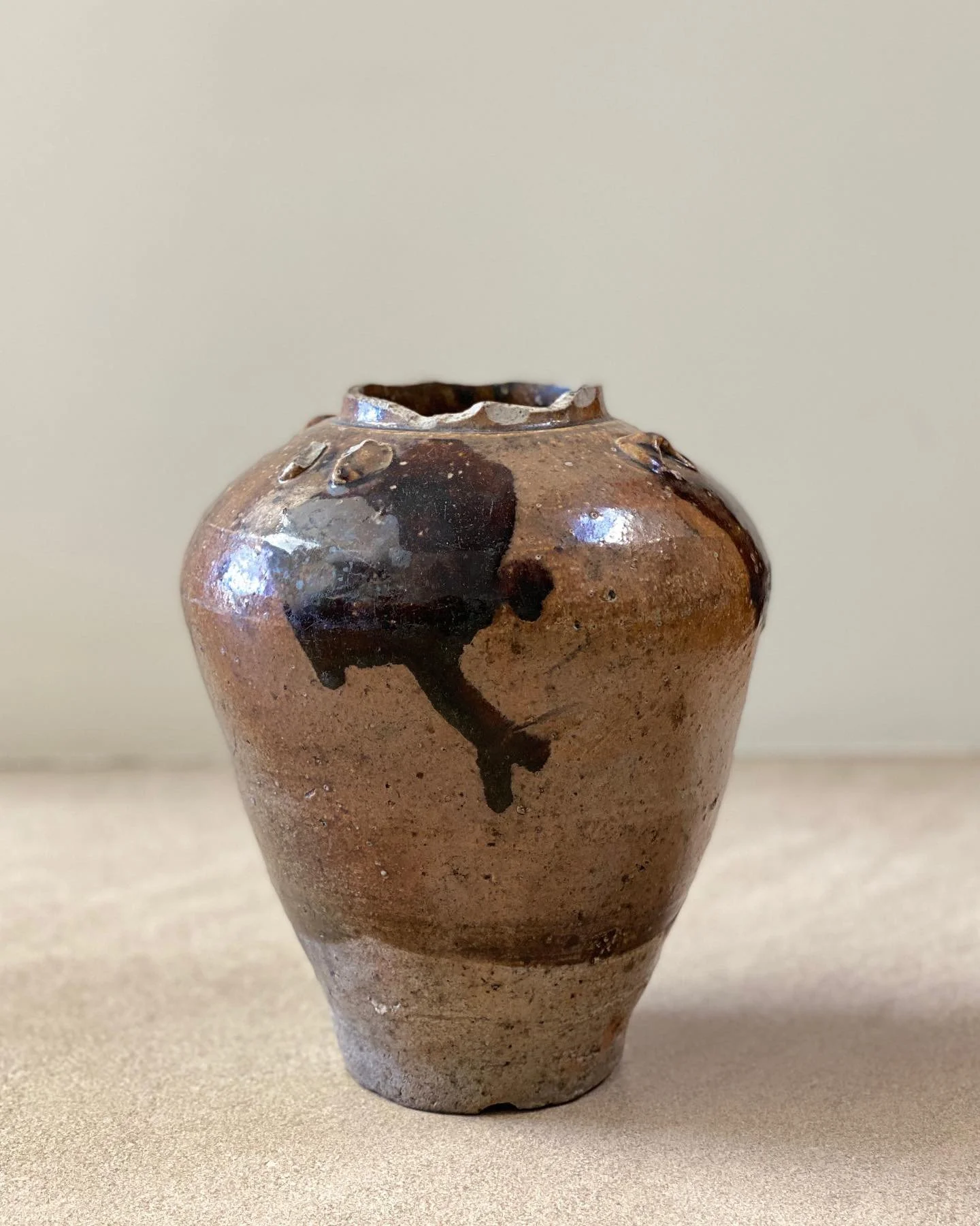 Japanese Ash Glazed Jar from the Edo Period (likely Shigaraki kilns) 18th or early 19th Century 9 x 7 inches