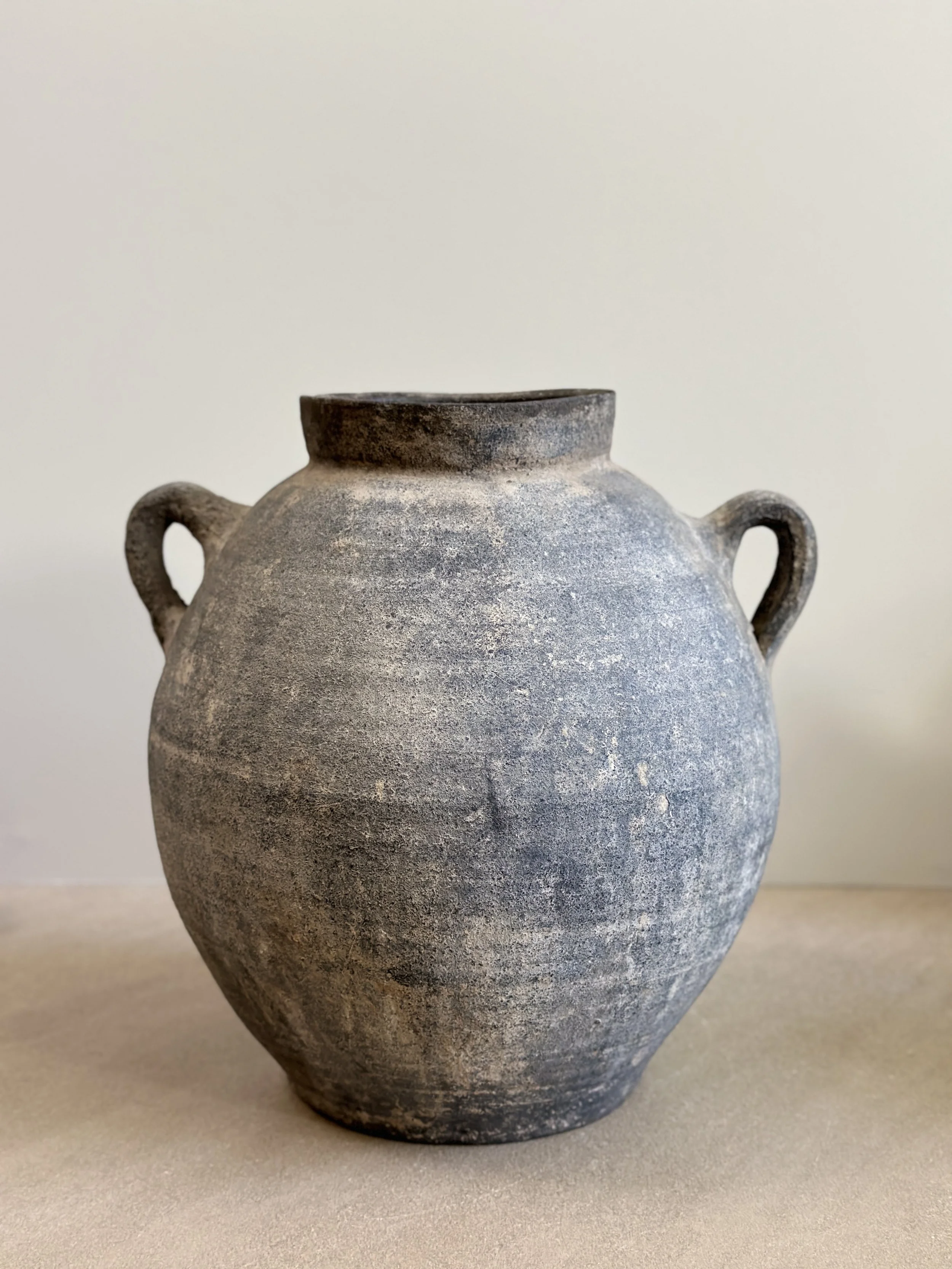 Spanish Pot, 19th Century 16 x 13 inches