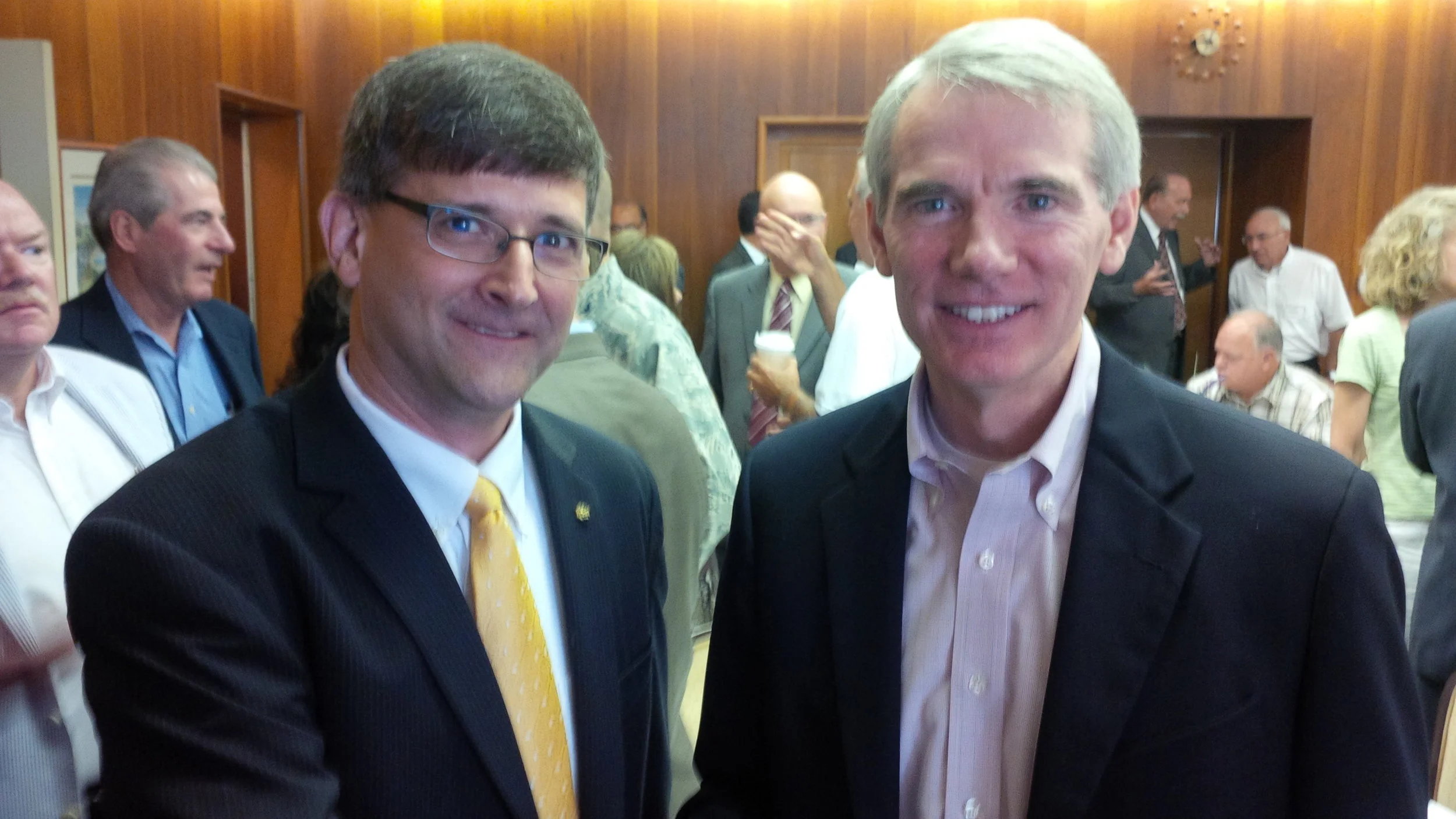 Bruce with Ohio Senator Rob Portman (R-OH) at an in-district meeting to discuss issues important to architects.