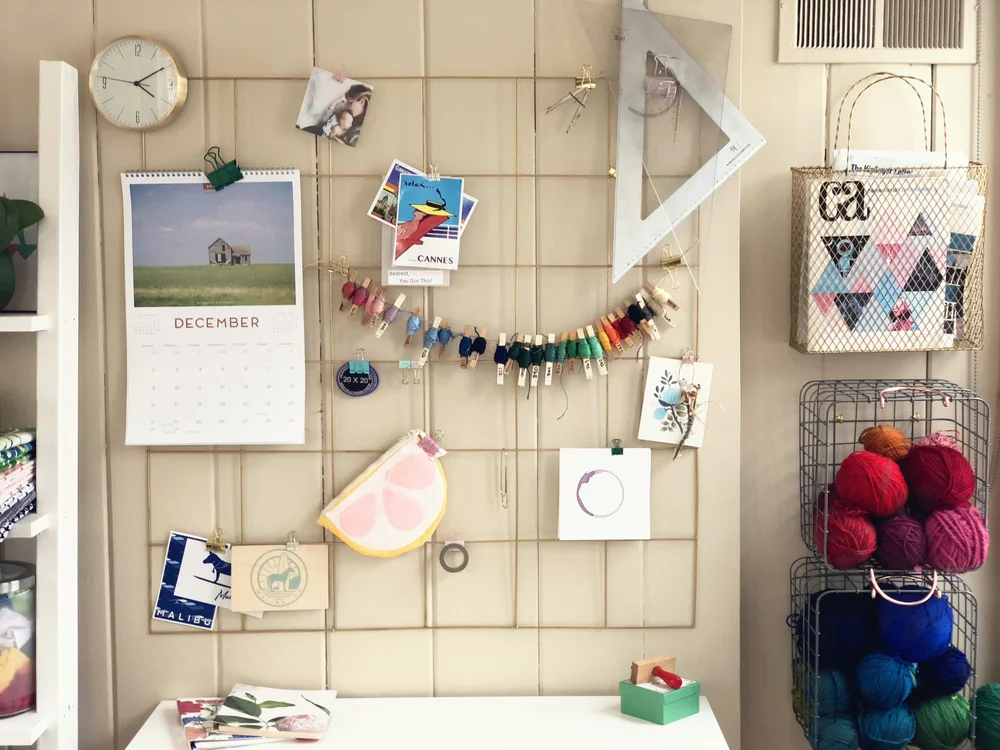 Make A Modern Metal Wall Grid To Help You Stay Organized Allo Plum - Gridwall Panels Menards Make A Modern Metal Wall Grid To Help You Stay Organized Allo Plum - Gridwall Panels Menards