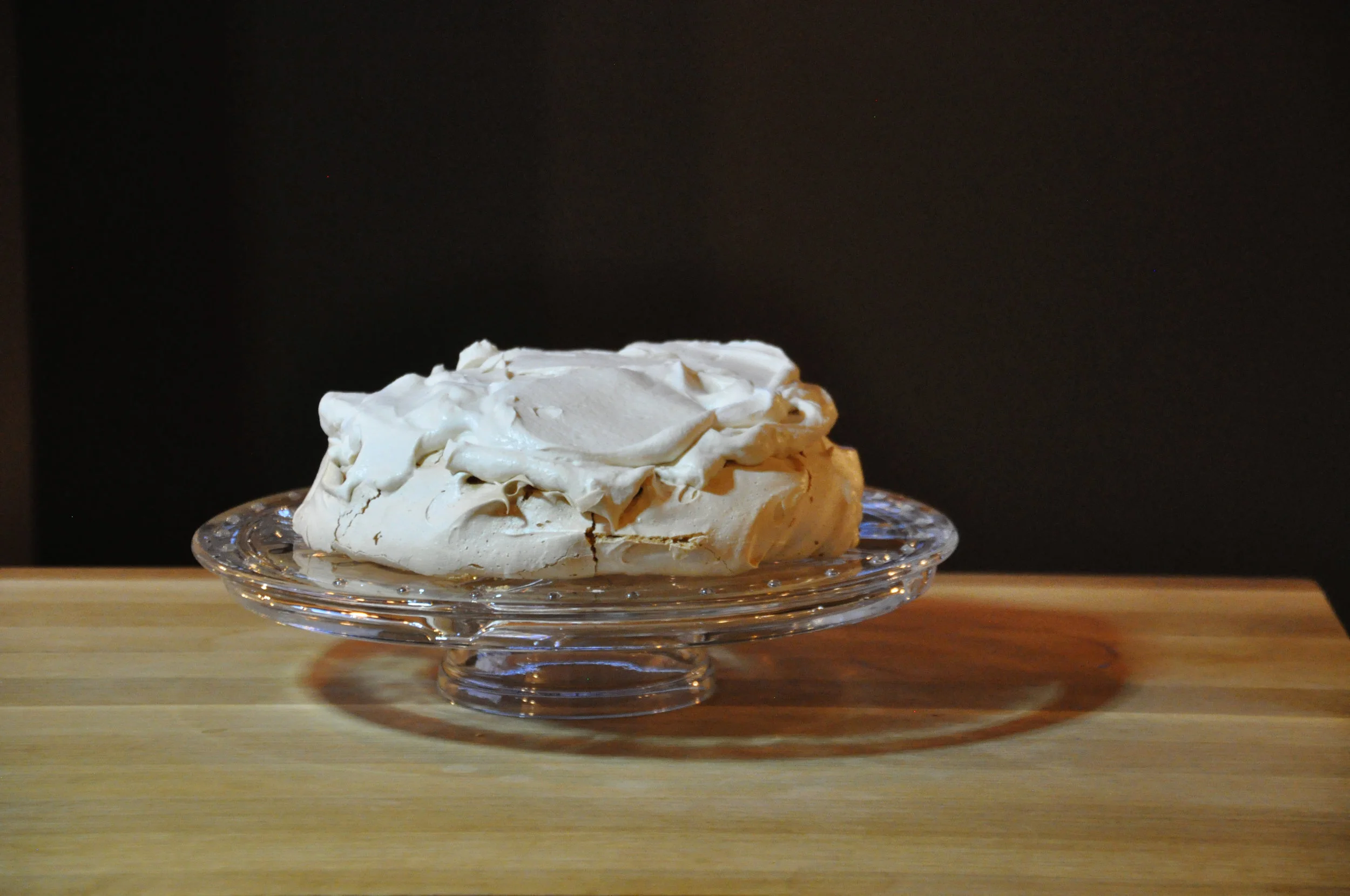 plain pavlova.jpg