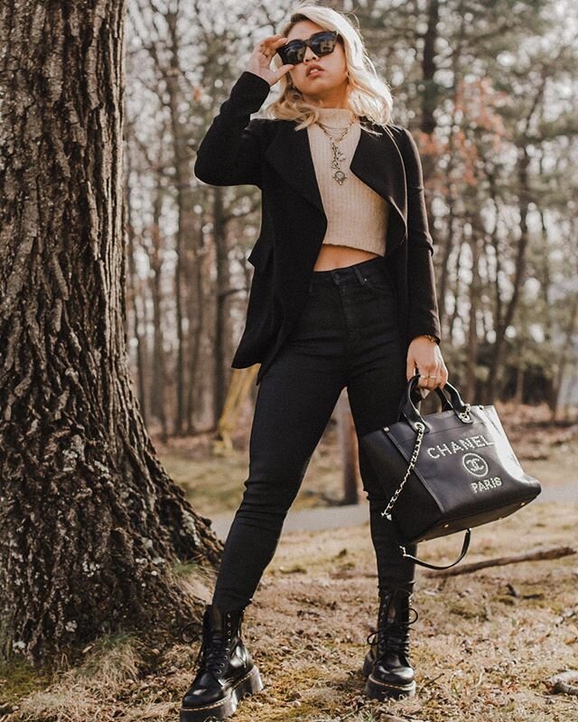 back in business 🤍🖤