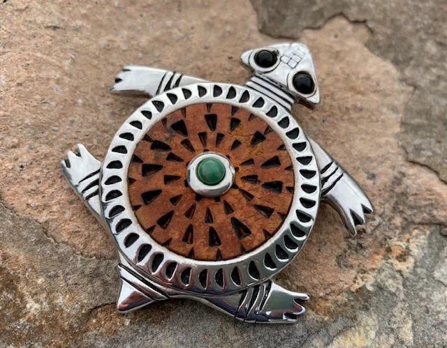 Estate Turtle Pendant/ Brooch