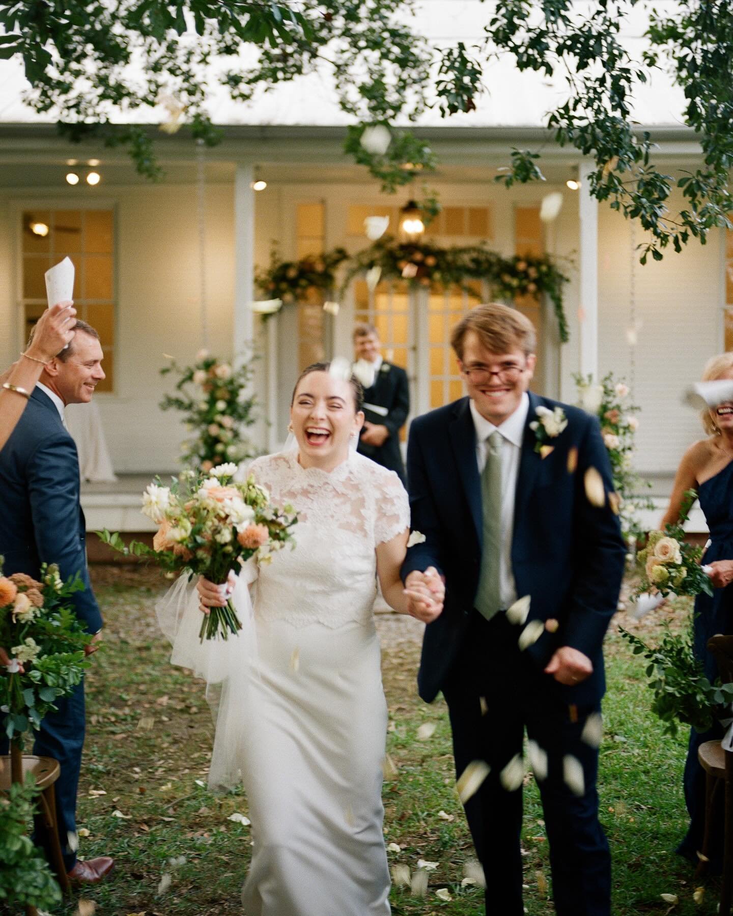 Isabelle and Andrew celebrated with full expression and joy. At times even with the biggest crowd surrounding them it felt as if they were the only two in the whole world. Giggling and smiling while everyone witnessed their vows and exchanging of rin