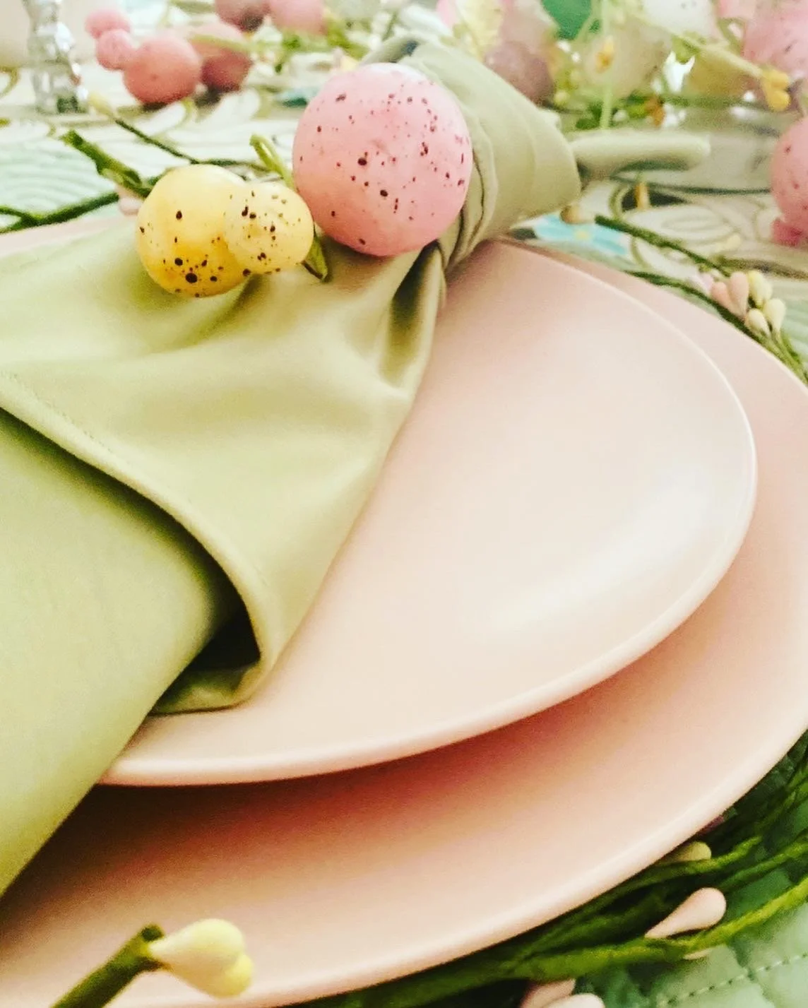 Spring Flowers and Table Inspirations