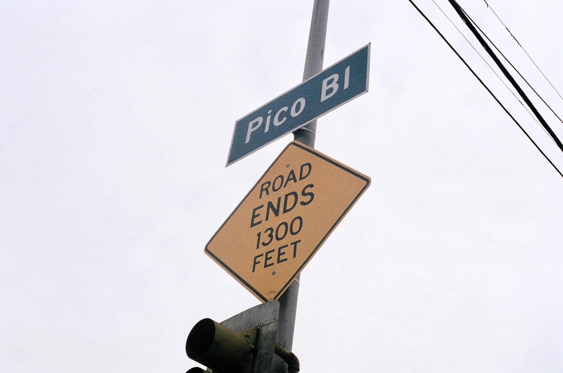 Pico-Robertson, Los Angeles. Kodak Ektar 100. Pentax K1000. Fletcher Berryman 2019.