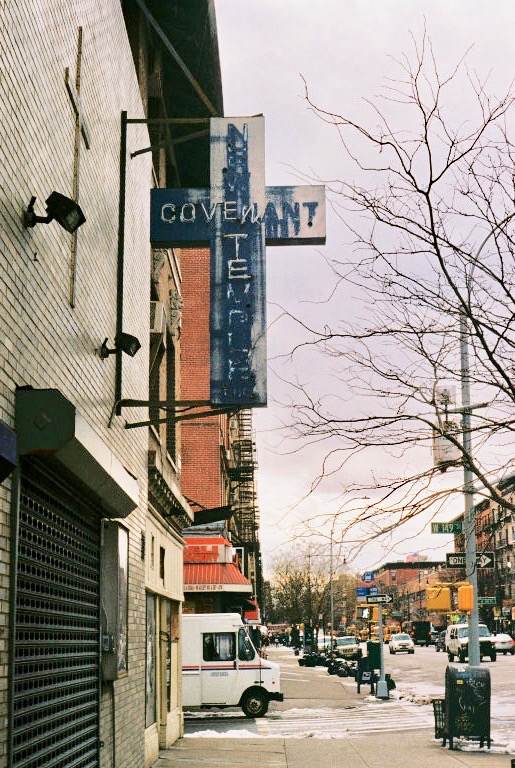 Sugar Hill, Manhattan. Kodak Ultra Max 400. Pentax K1000. Fletcher Berryman 2019.