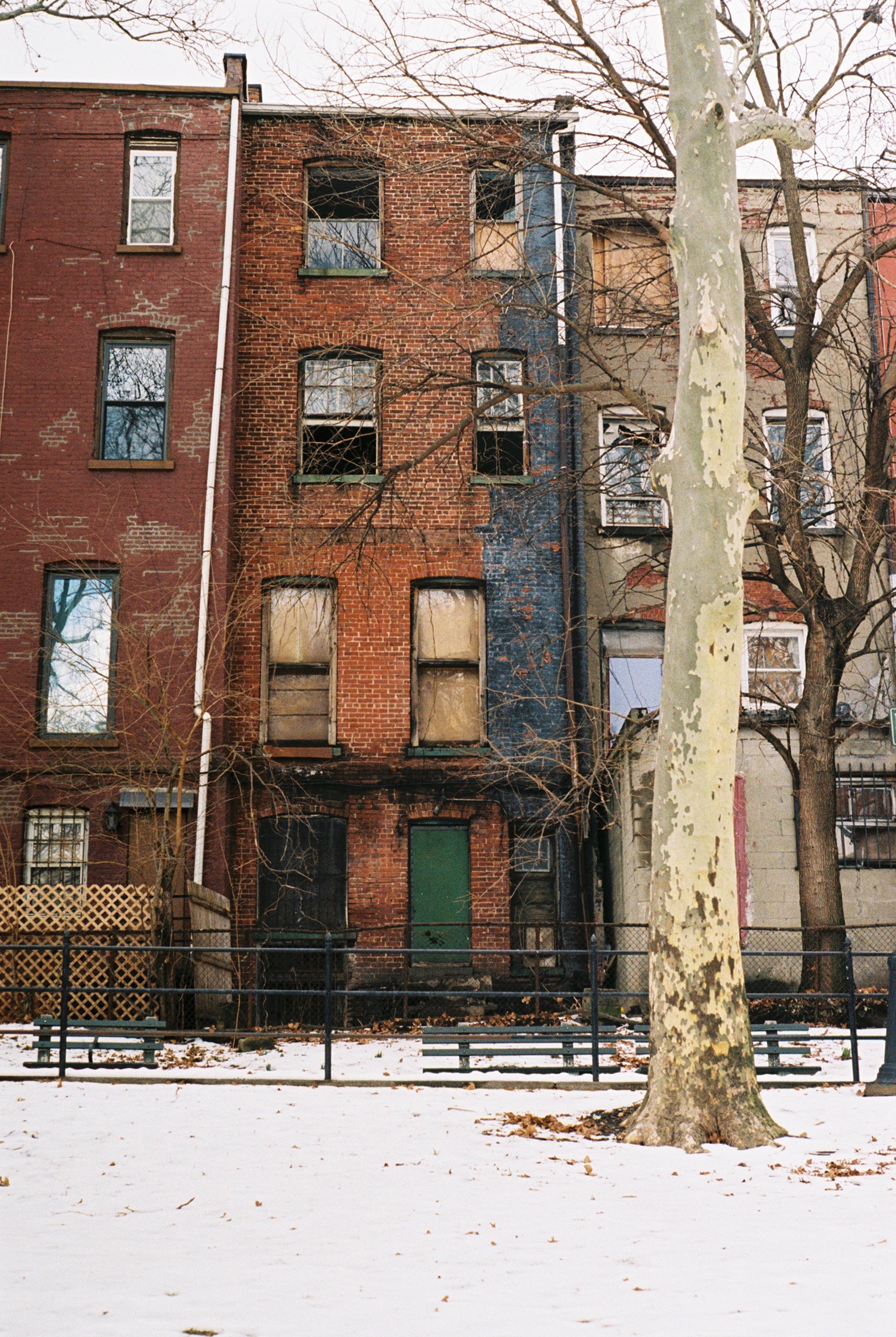 Sugar Hill, Manhattan. Kodak Ultra Max 400. Pentax K1000. Fletcher Berryman 2019.