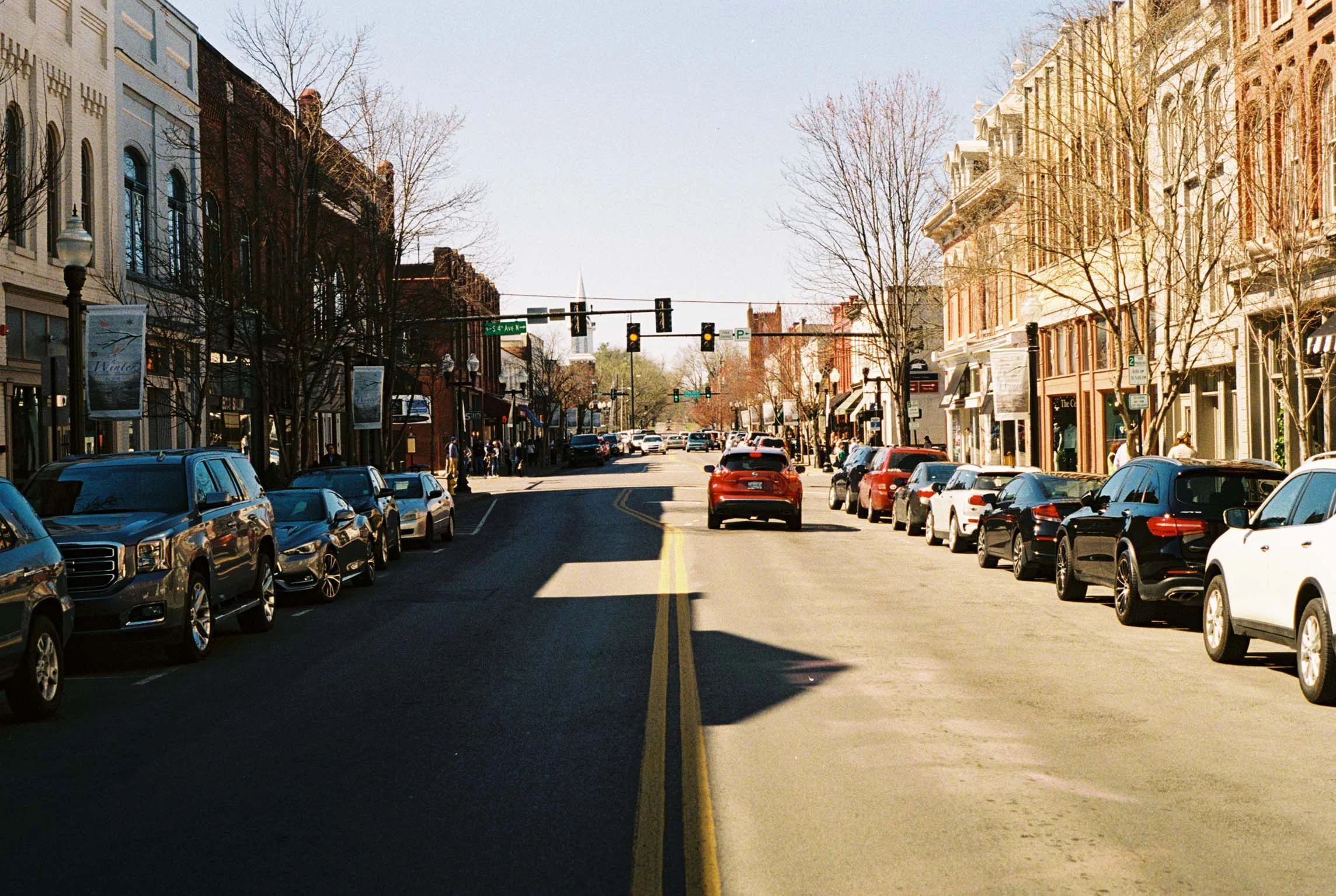 Franklin, Tennessee. Kodak Ultra Max 400. Pentax K1000. Fletcher Berryman 2019.