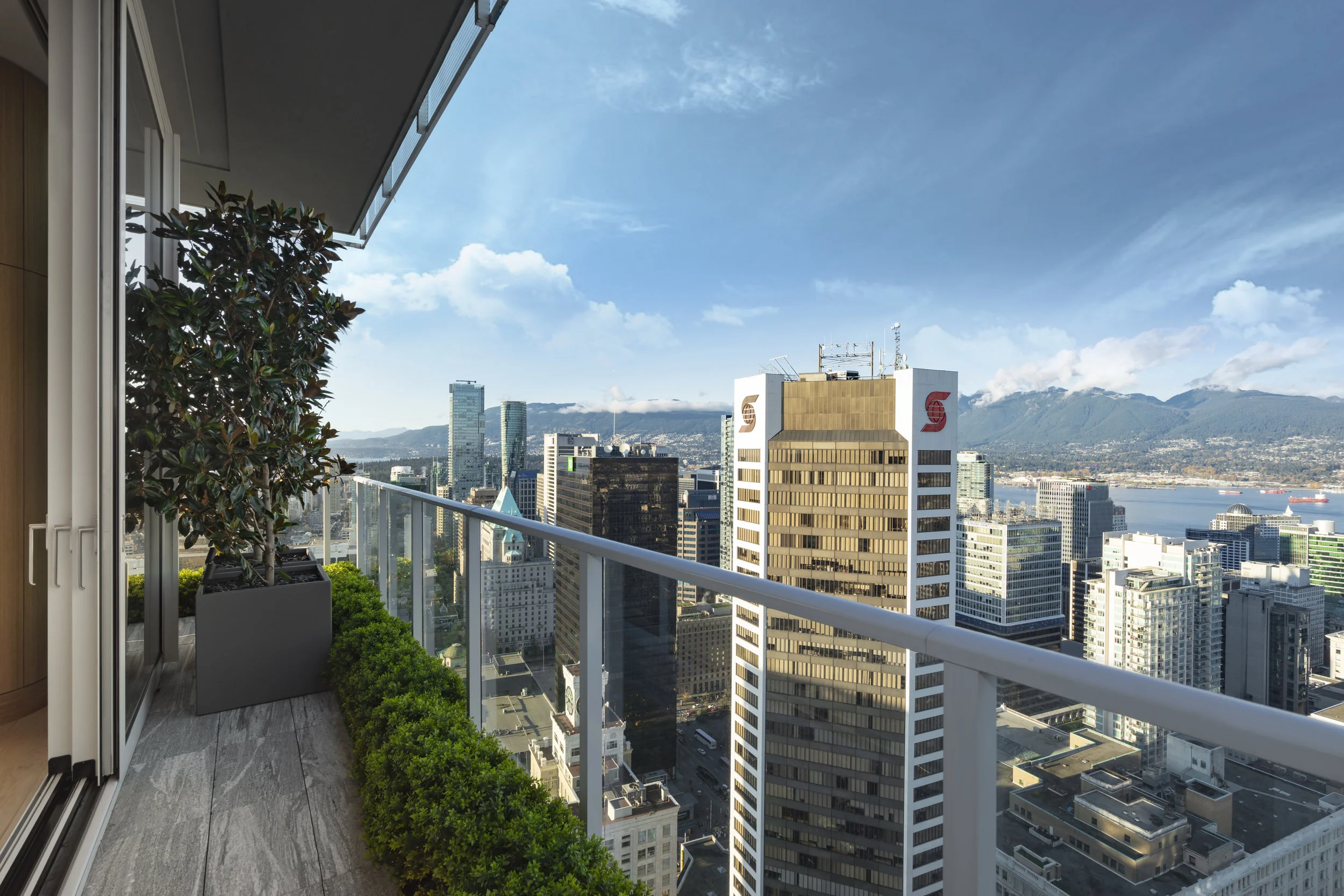VANCITY LIVING - PH 777 RICHARDS-169.jpg