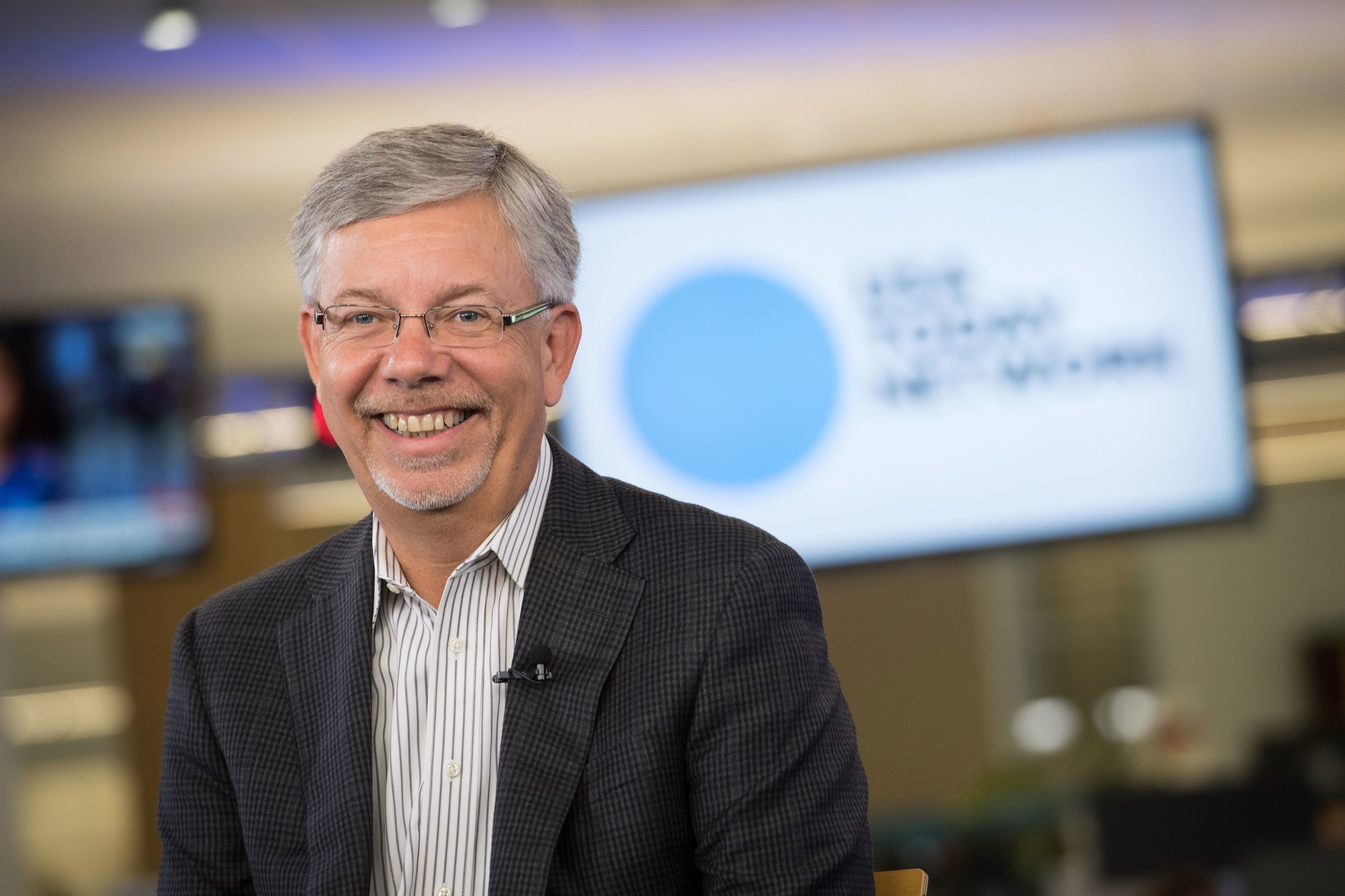 Gannett CEO Robert J. Dickey to Retire in 2019