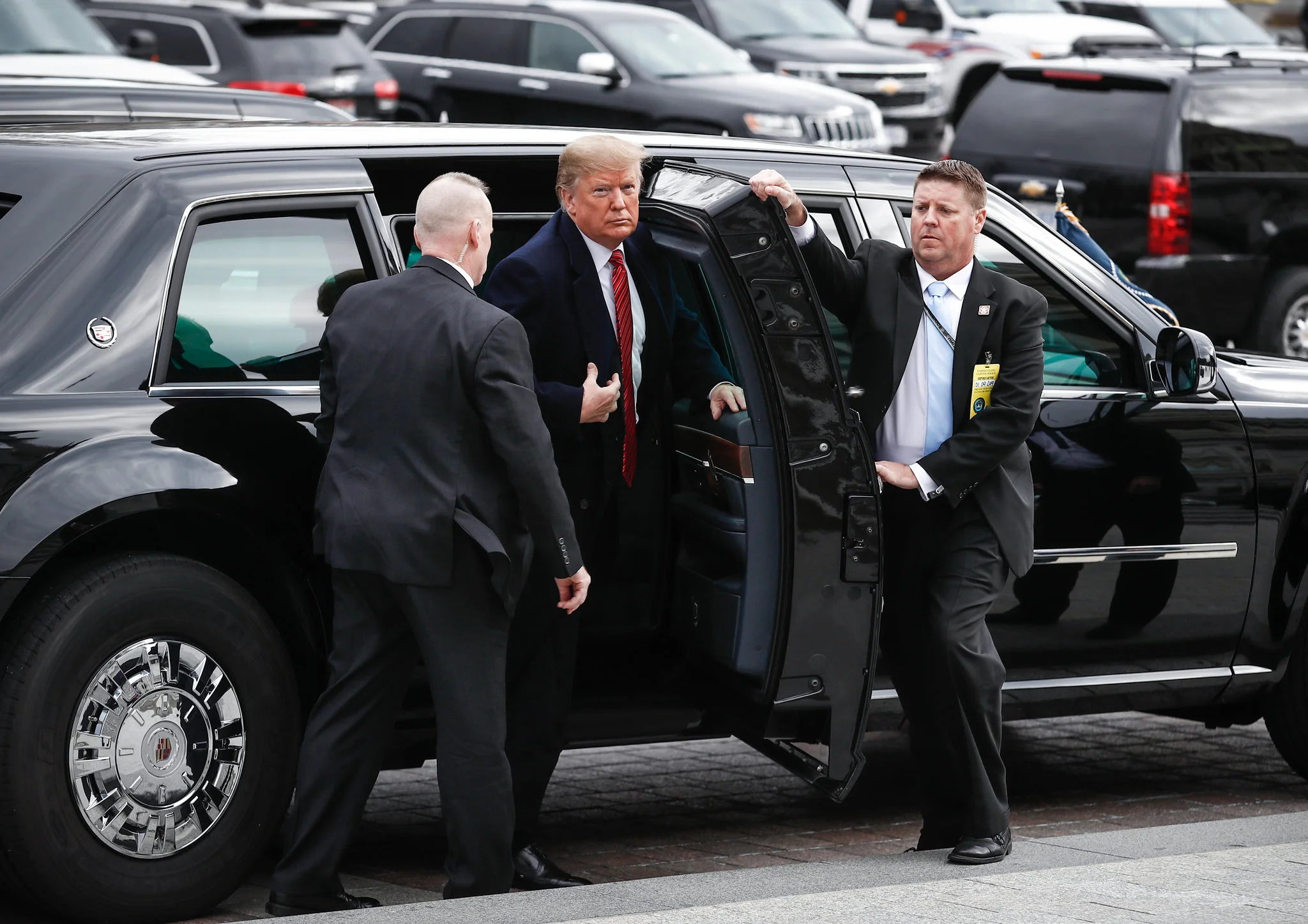 Following President Trump’s firing of James B. Comey as F.B.I. director, the bureau grew increasingly concerned about whether the president’s actions constituted anti-American activity [Photo: Sarah Silbiger/The New York Times]