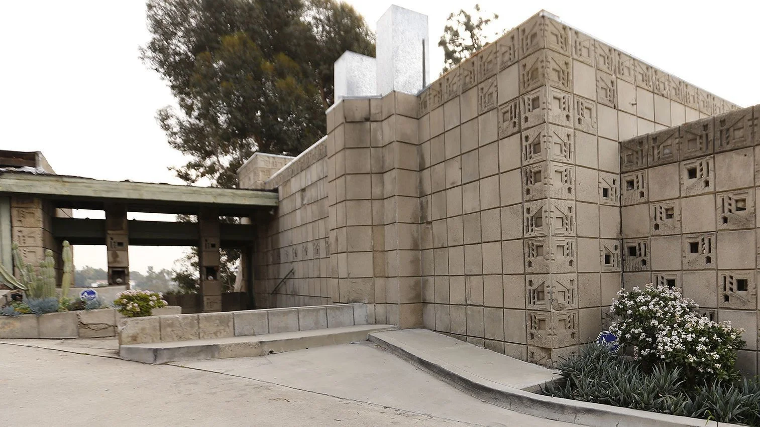 Thieves Stole Architectural Gems from USC in a Heist that Remained Hidden for Years