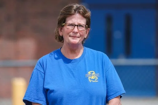 Award-winning teacher steps away from profession due to pandemic