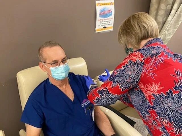 Dr. Thomas Spera of MountainView Regional Medical Center receives the first vaccine administered by the hospital in Las Cruces on Tuesday, Dec. 15, 2020. [Courtesy Photo: MountainView Regional Medical Center]