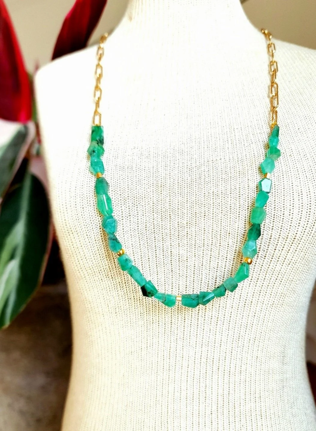 Emerald+GoldBeadNecklace#2.jpg