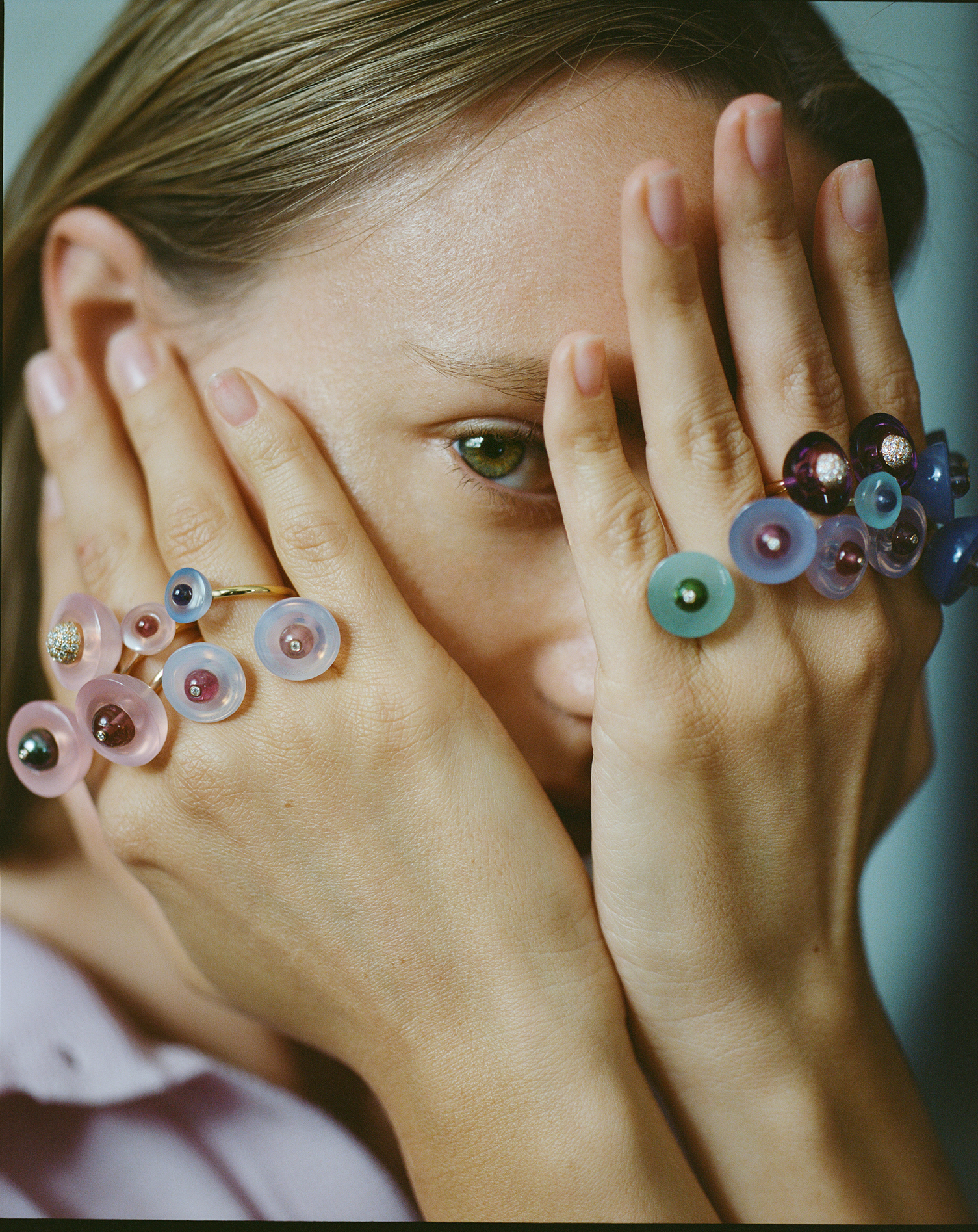Yael Sonia Campaign Radiant Core All rings on two hands.png