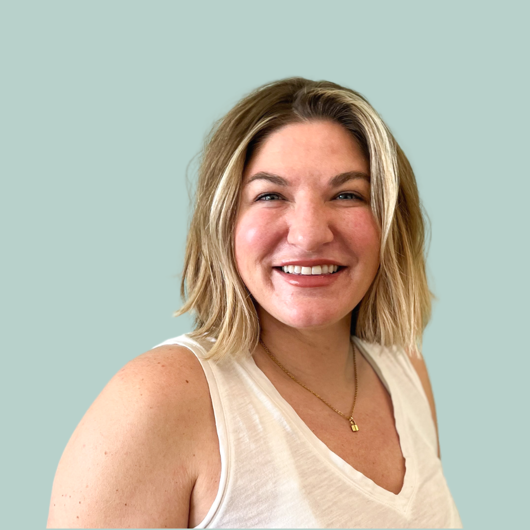 meghanmcfarrenheadshot.png