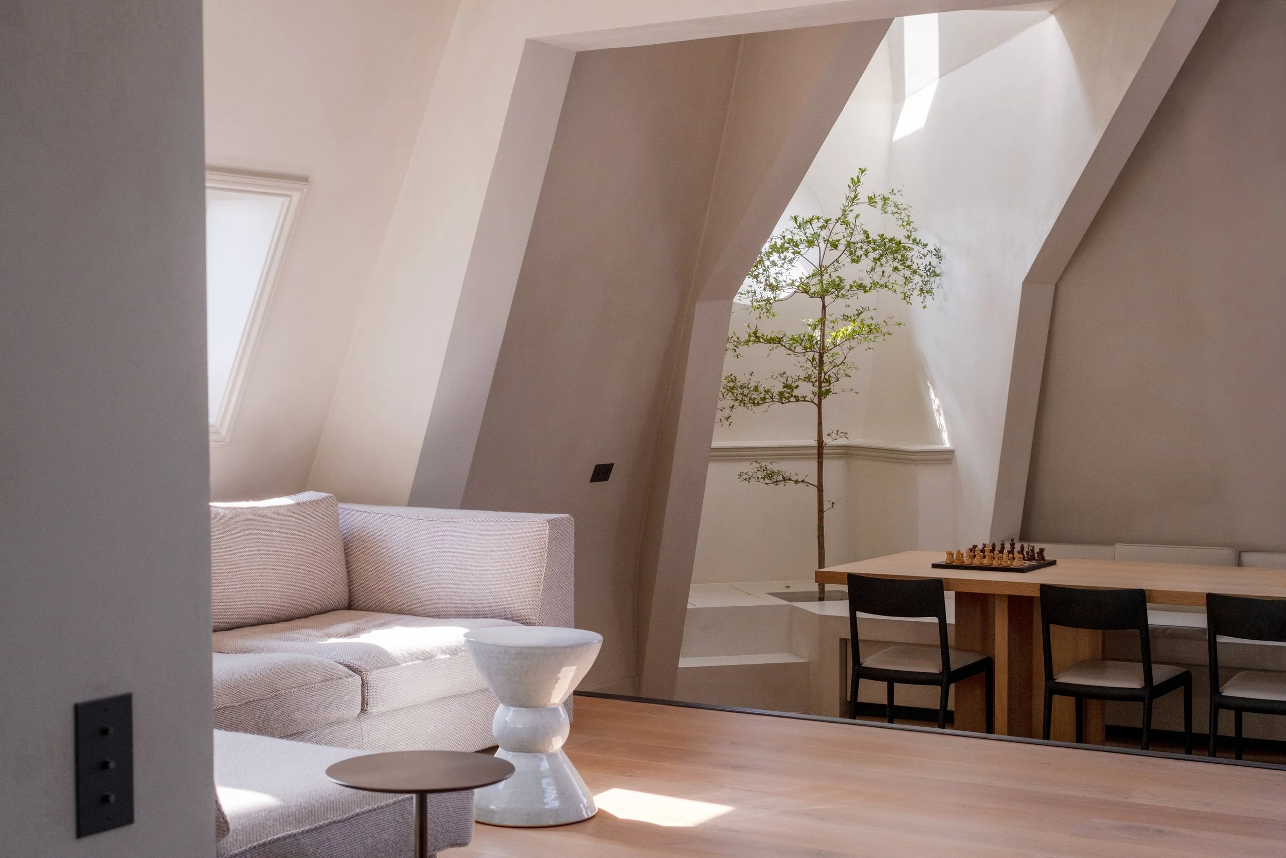 A design using biophylic principles and references to Japanese design make this a unique crafted space. We designed all furniture to the smallest of details. 