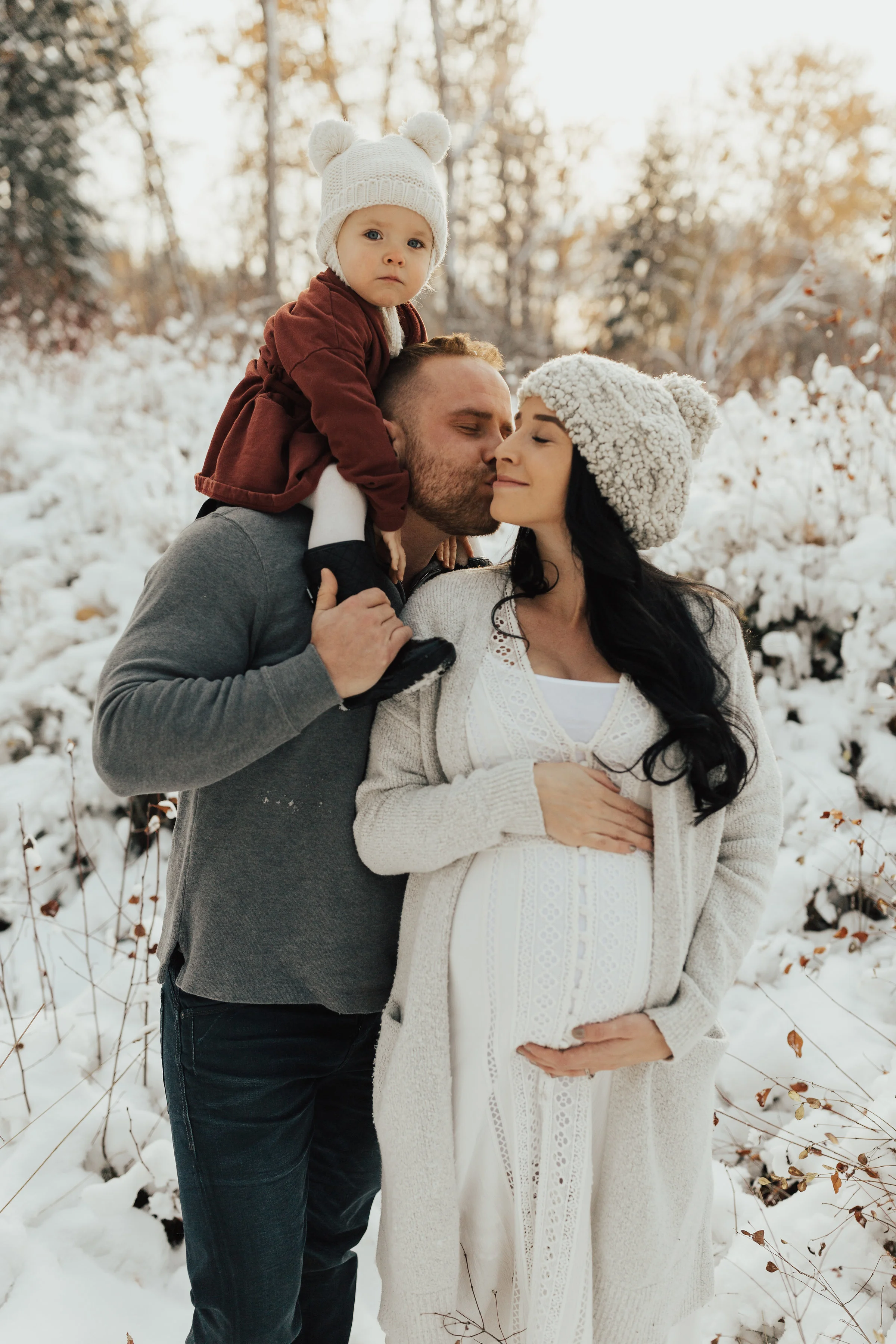 ChristinaLoewenPregnancy.AGphotos-6.jpg
