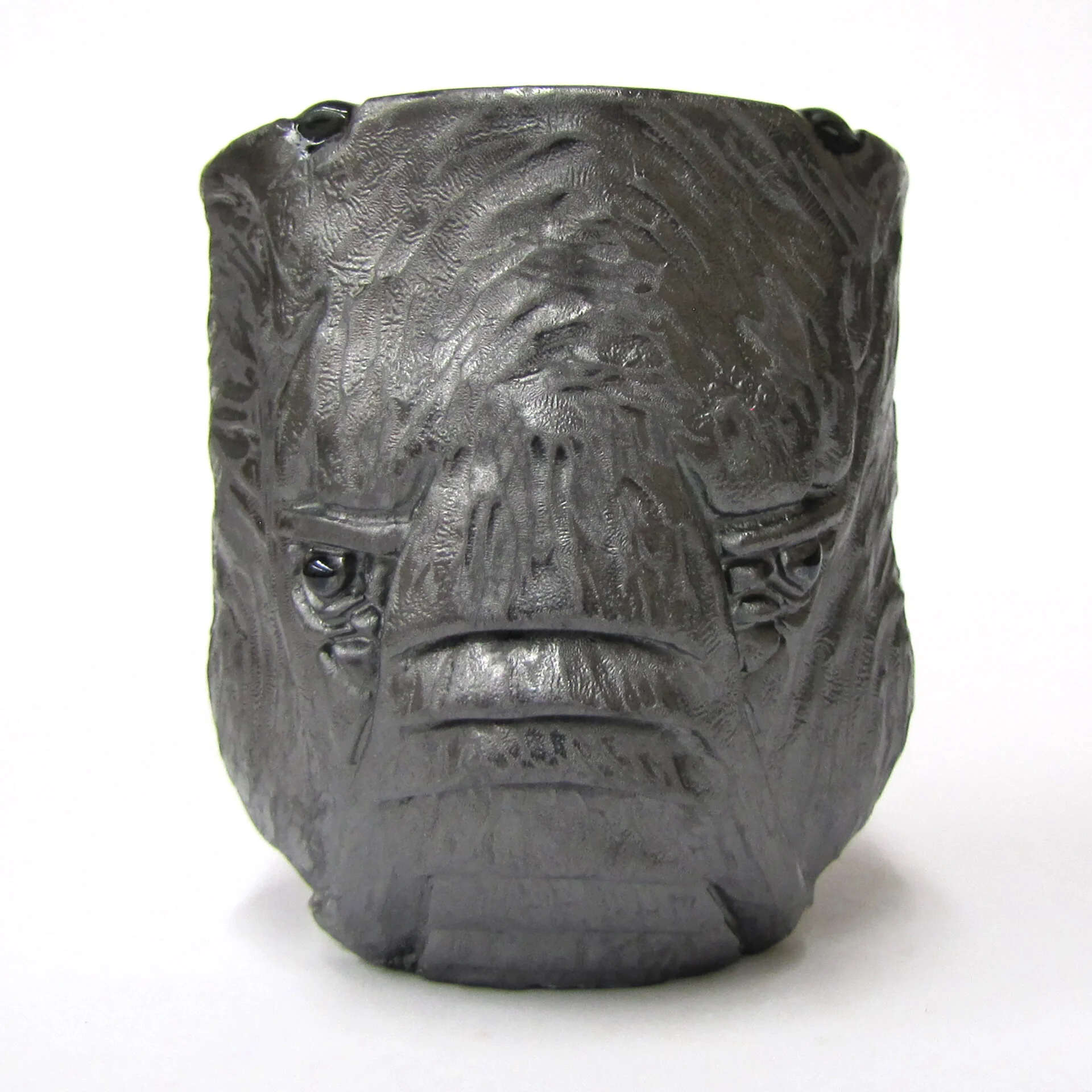 Elephant cup wrinkles