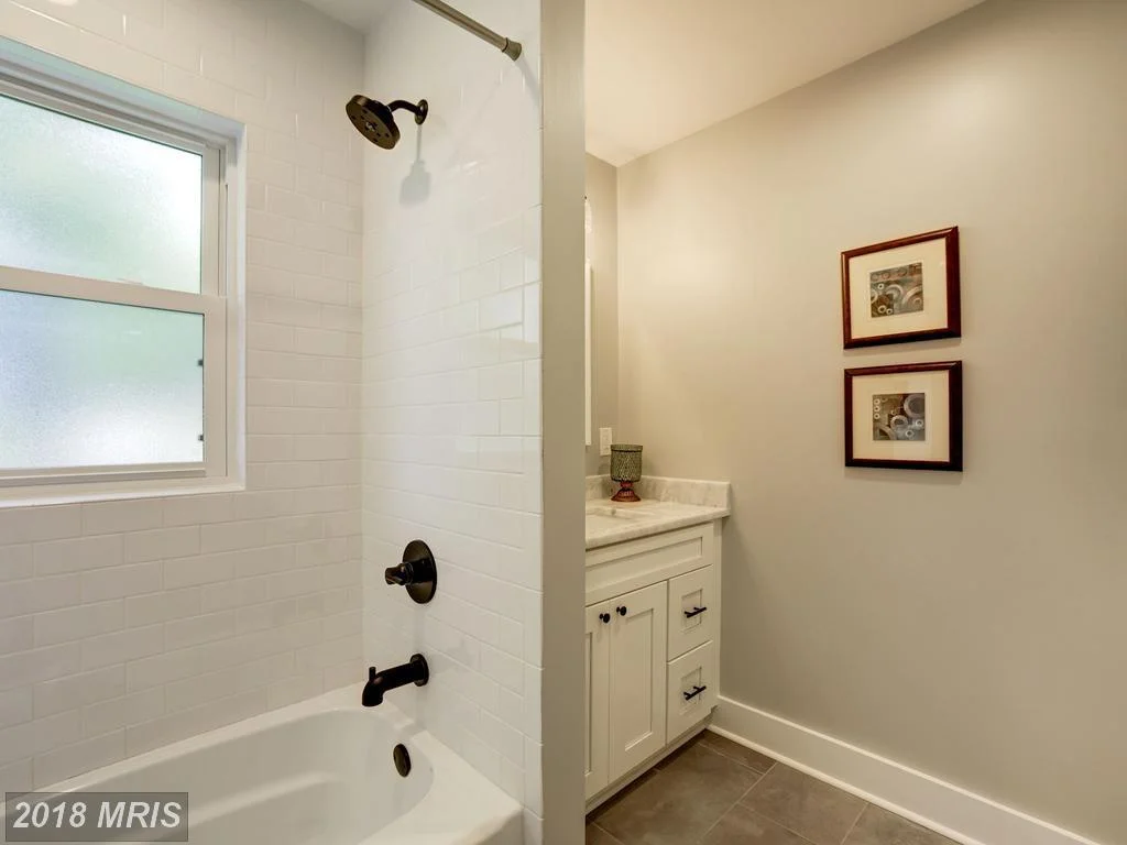 Dannys 3634 - bathroom.jpg