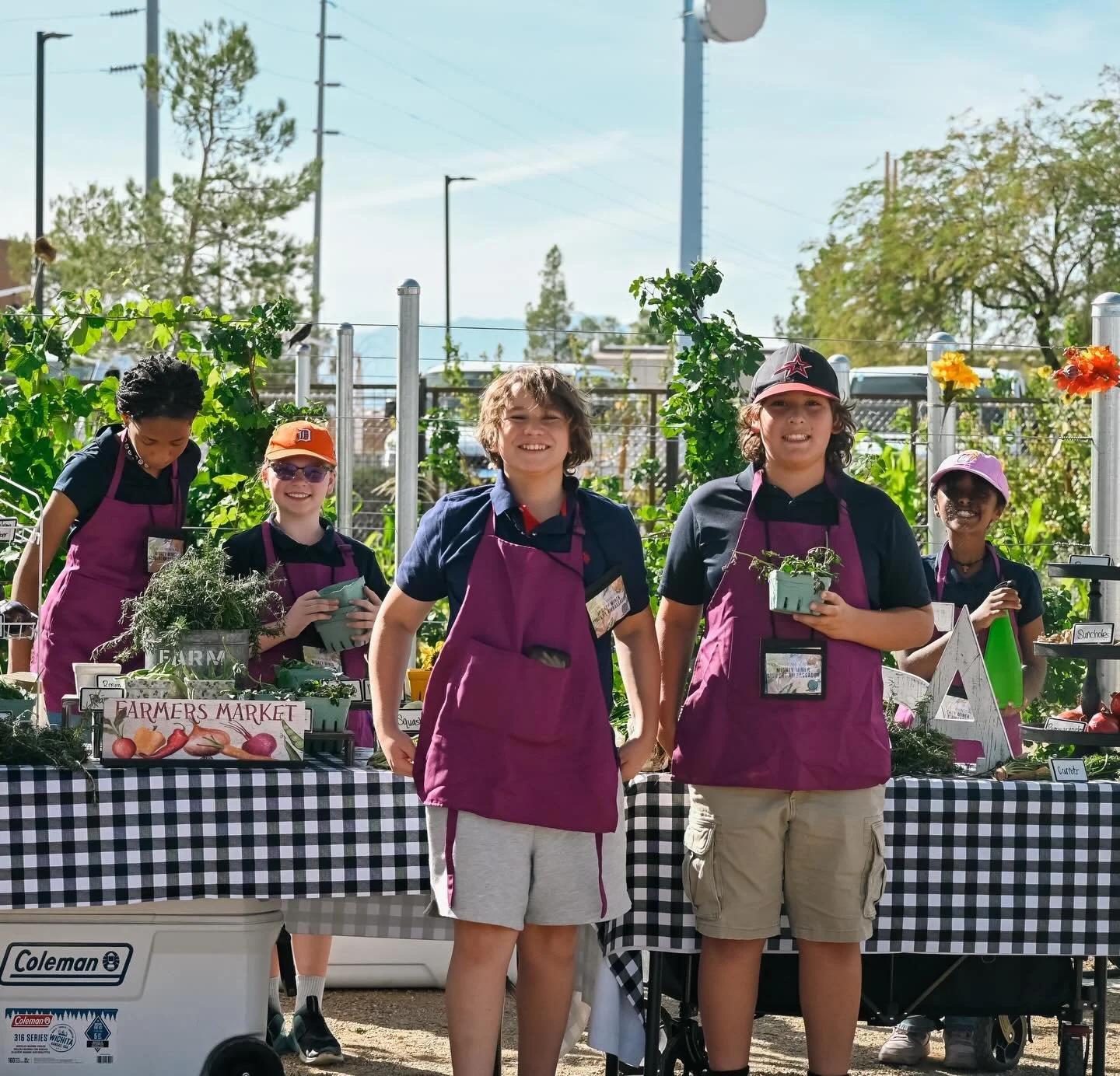 👩&zwj;🌾 Join us as we celebrate our incredible Junior Farmers! In partnership with the Vegas Golden Knights, we&rsquo;re honored to host this special community event.

From CCSD schools to homeschool co-ops, charter schools, and private campuses ac