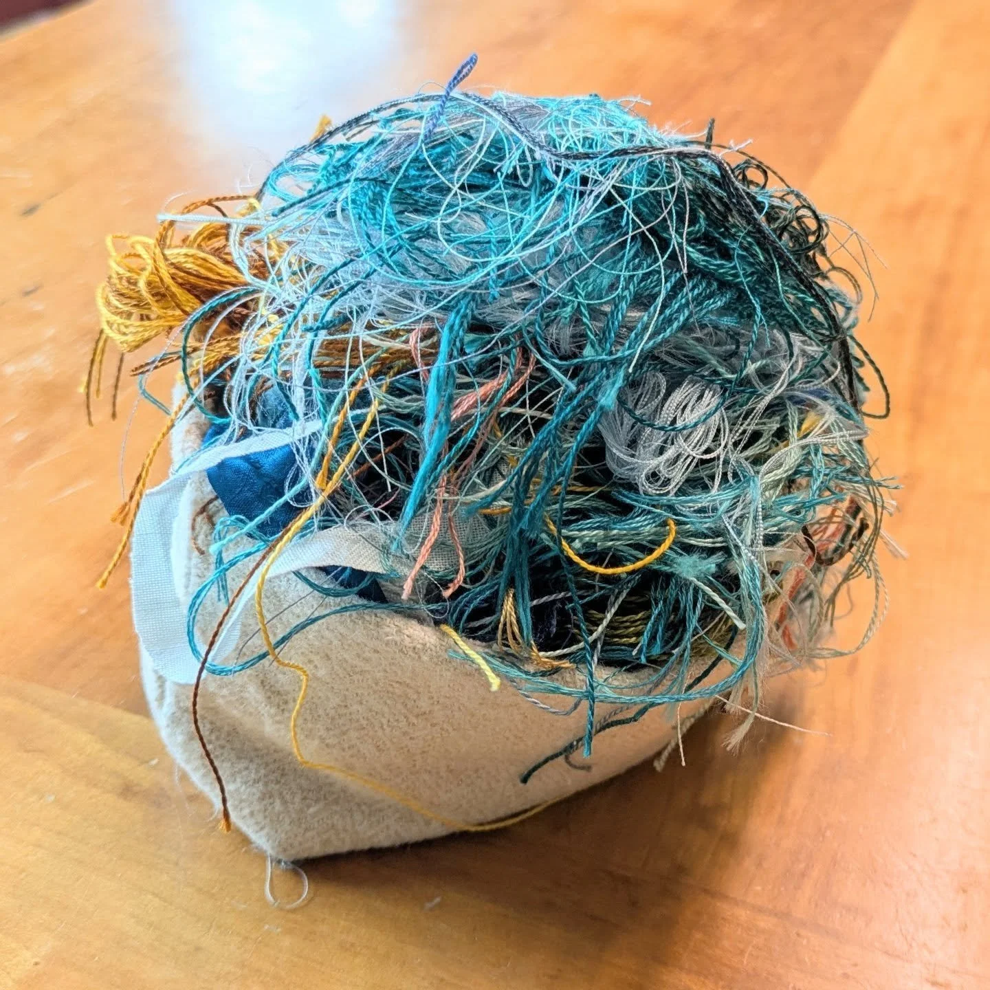 Time to empty my thread catcher. 
From the top to the bottom, it tells the timeline of my recent works.