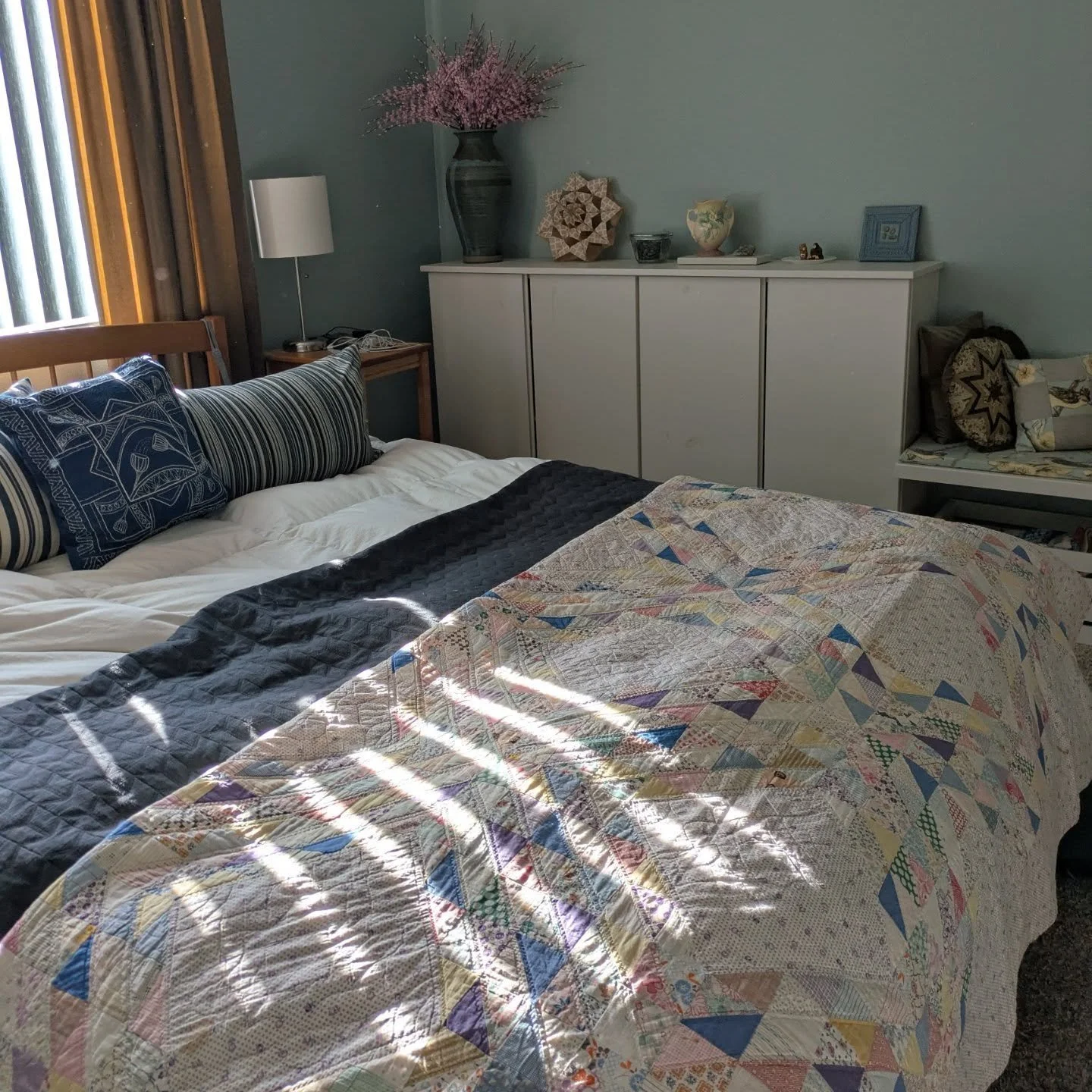 In an upsidedown world, simple, beautiful, meaningful things are important. This quilt was recently given to me by my mom and dad. It was made by my great great grandmother, Anna. 
.
Seeing it on my bed brings me joy and gratitude.