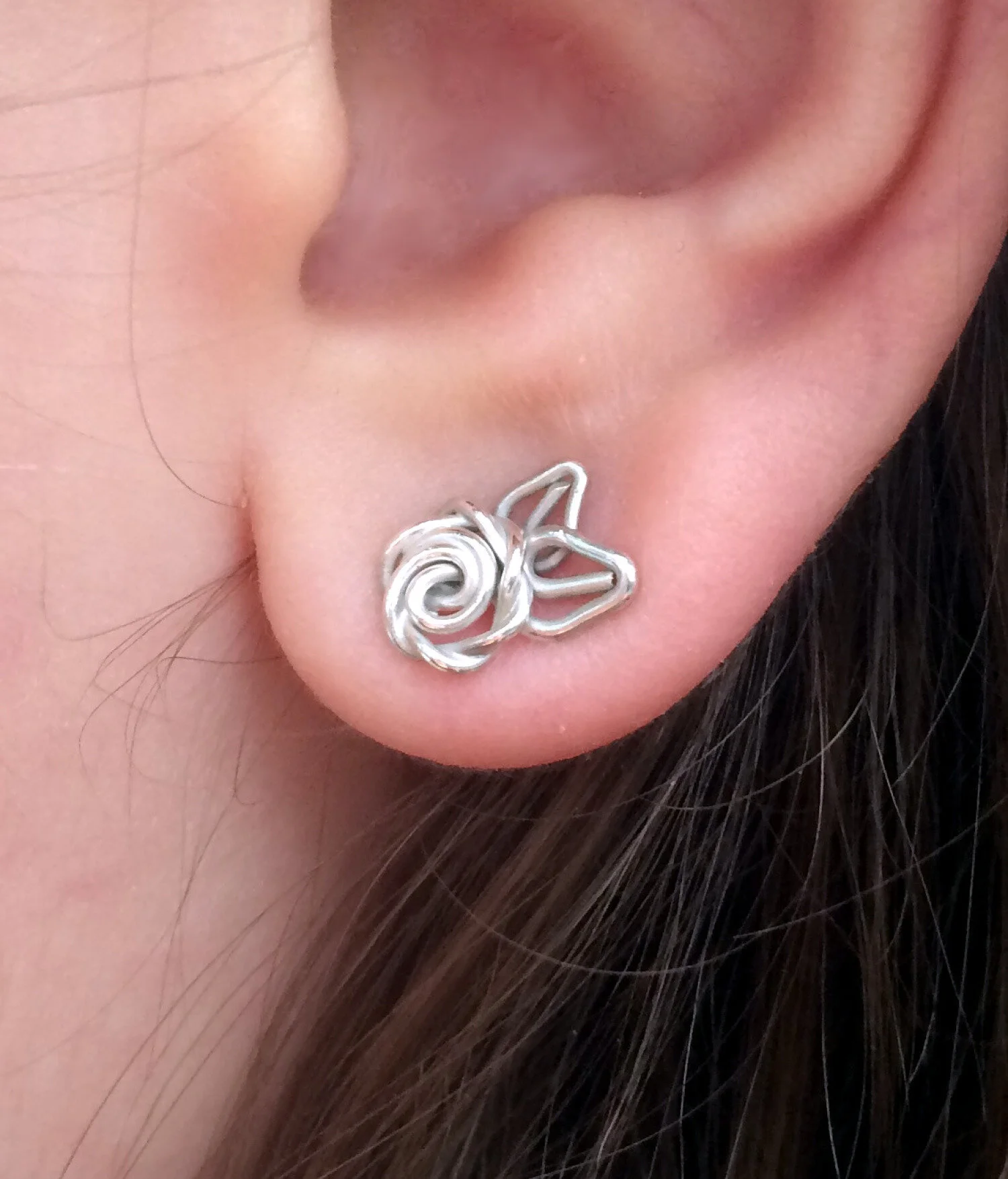 rose-studs-lobe.1500.jpg