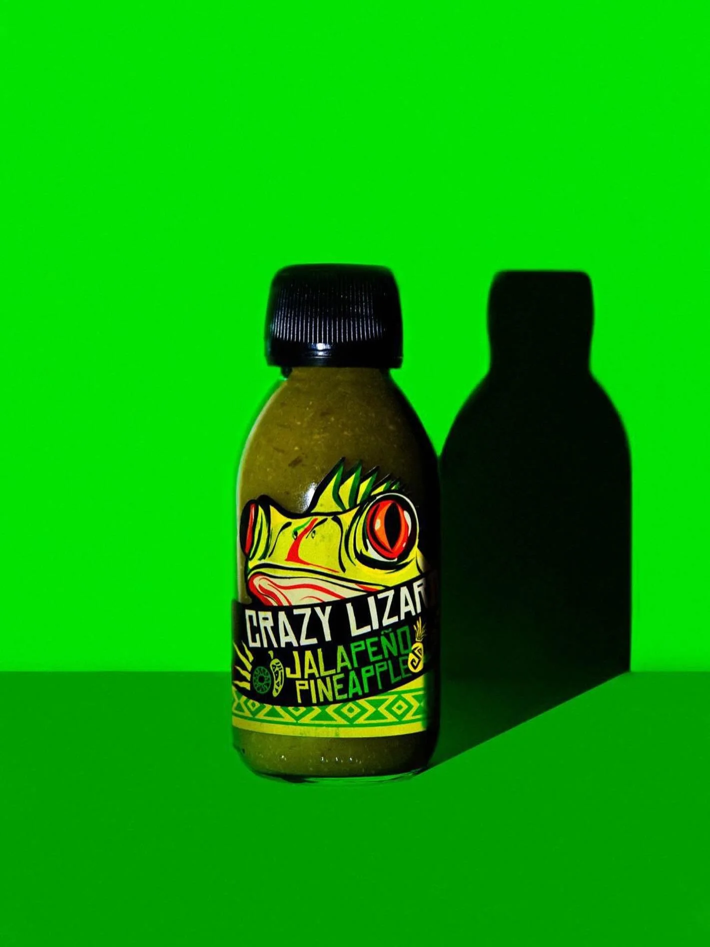 Nuestra salsa Jalape&ntilde;o Pineapple es la m&aacute;s fresca y tropical, perfecta para estos d&iacute;as de verano 🍍

Suave, c&iacute;trica y con ese puntito picante que no te asusta, pero te engancha

Te recomendamos unas recetas con las que va 