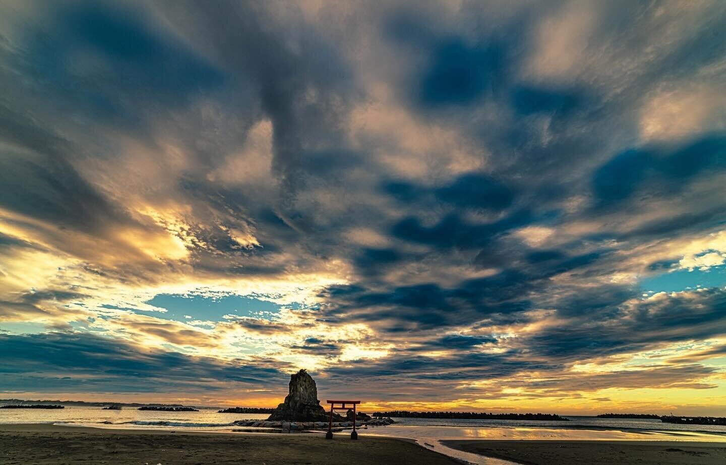 Heading to Fukushima&rsquo;s brand new hiking trail: the 200-kilometer Fukushima Coastal Trail (ふくしま浜街道トレイル)!

Opened in September 2023, the new trail connects to the southern section of the #MichinokuCoastalTrail&hellip; which means it&rsquo;s now p