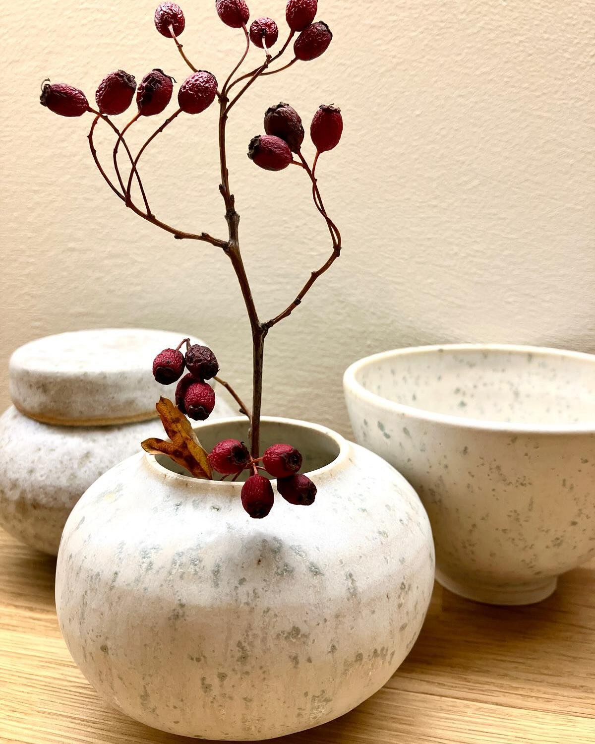 It&rsquo;s finally here, the Kiln Christmas Show is open. Come down today between 10am and 9pm and tomorrow between 10am and 6pm, to view, chat, peruse, handle and be inspired. Over 40 potters showing their wares, what a great way to spend some time 