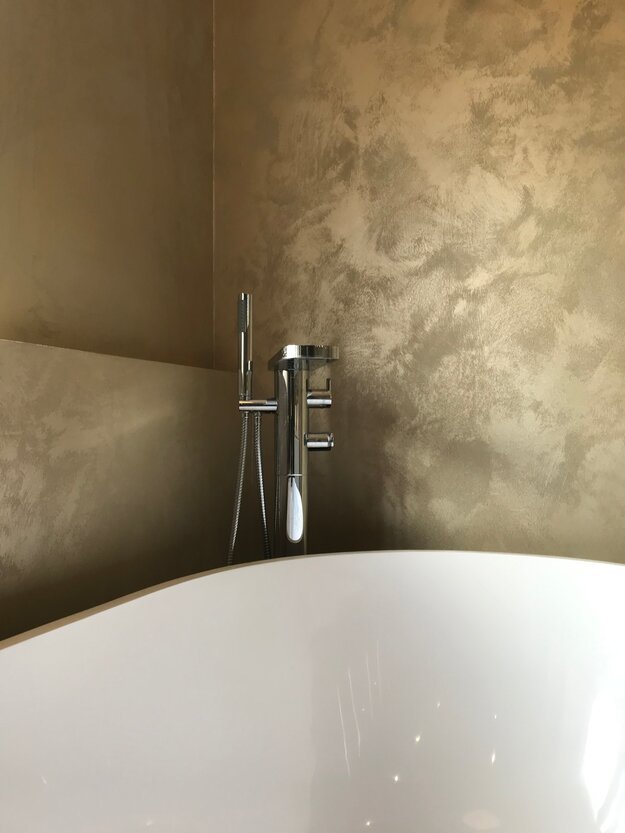 gold+luxury+texture+italian+sparkling+bespoke+bathroom+wall+finish+fabulous+finish+uk.jpeg