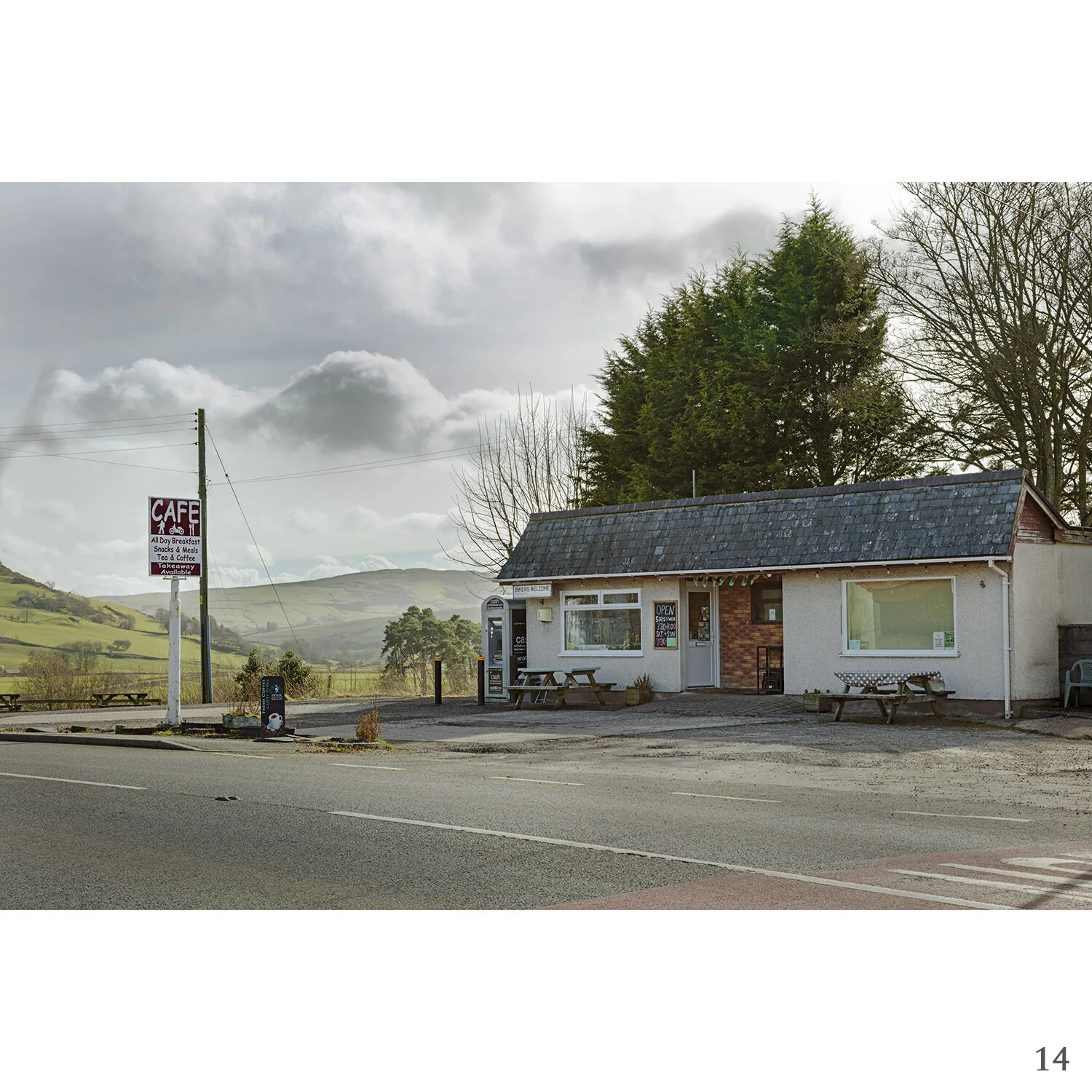 Petrol Station 014_no.jpg