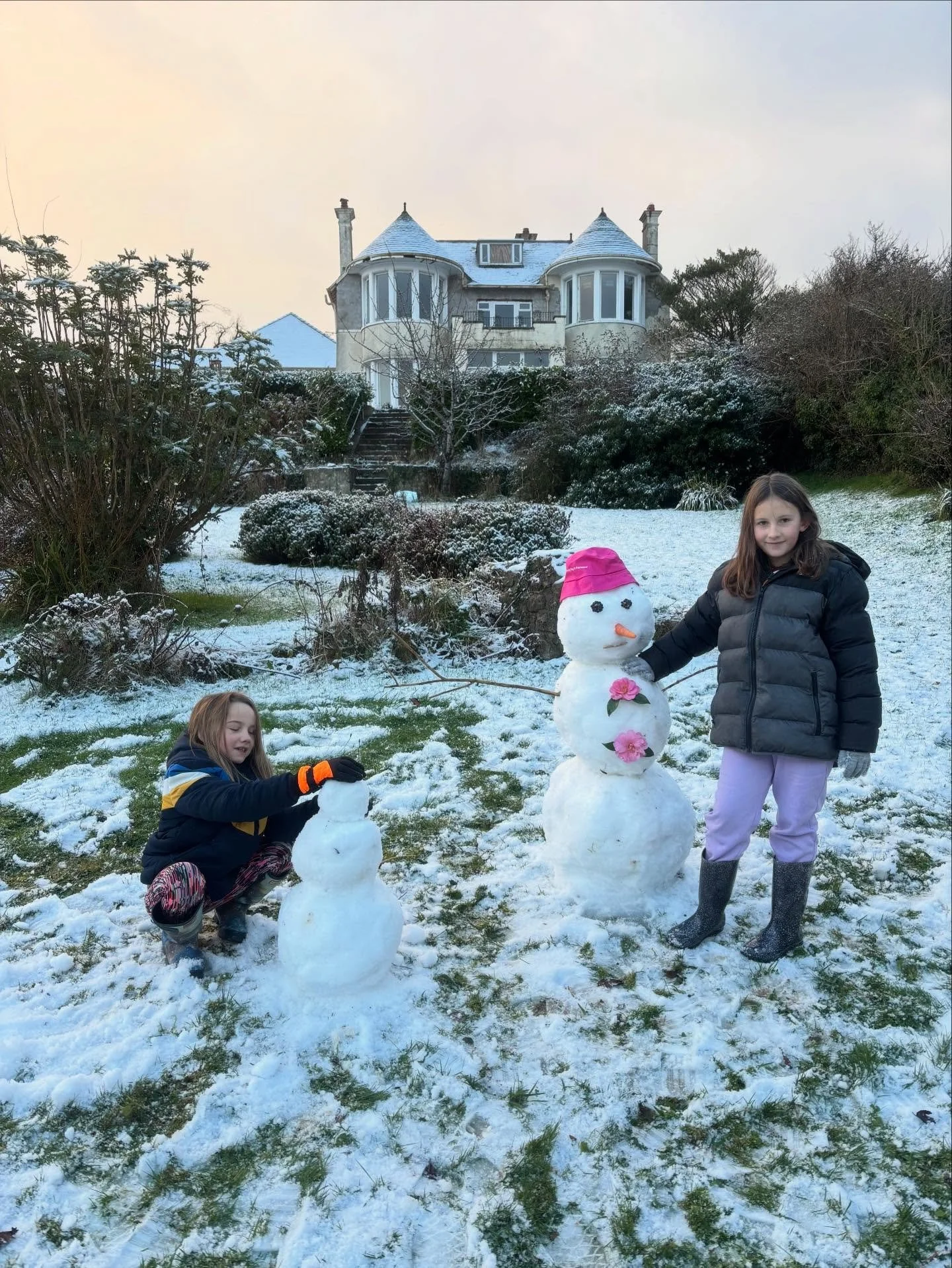 Am y tro cyntaf ers symud ar y safle chwe blynedd yn ôl…..EIRA!!! ❄️ Am lawenydd! ❄️