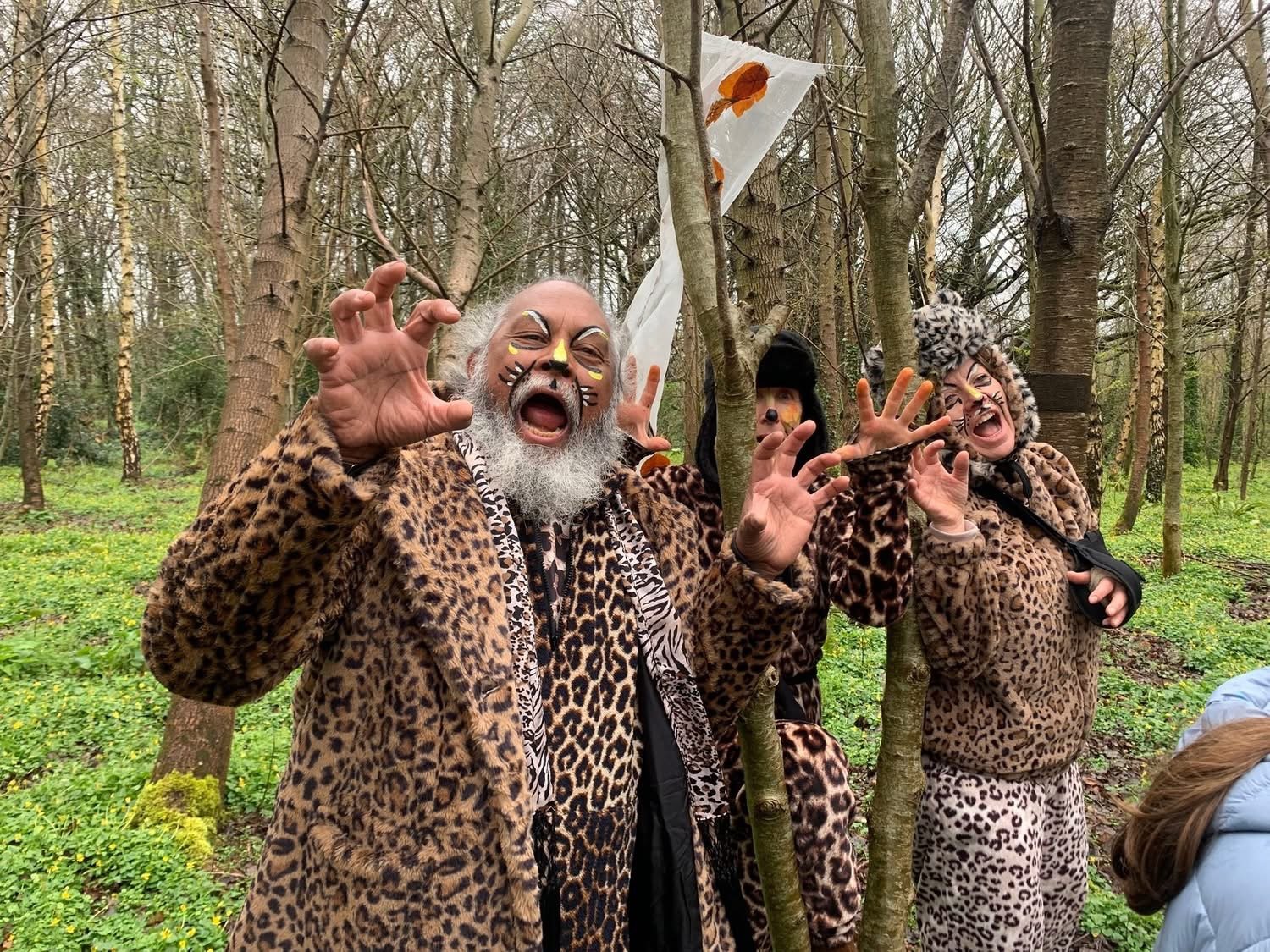 'Leopard Gallivanting' gan Femke van Gent