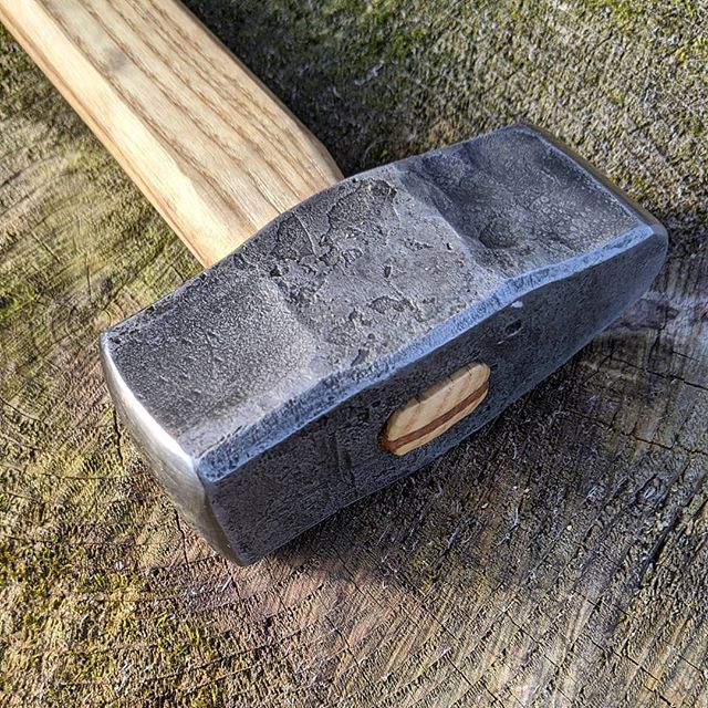 Finished putting a handle on this straight peen hammer this morning. I need a lot more practice with making hammers but I am definitely learning with each one I make. 
#forged #toolmaking #toolsofthetrade #toolmaker #blacksmith #forging #blacksmithin