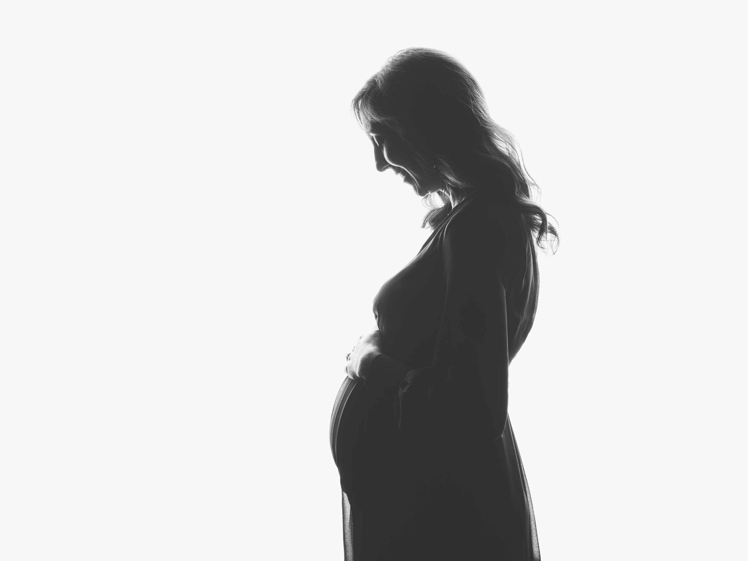 maternity photo session silhouette