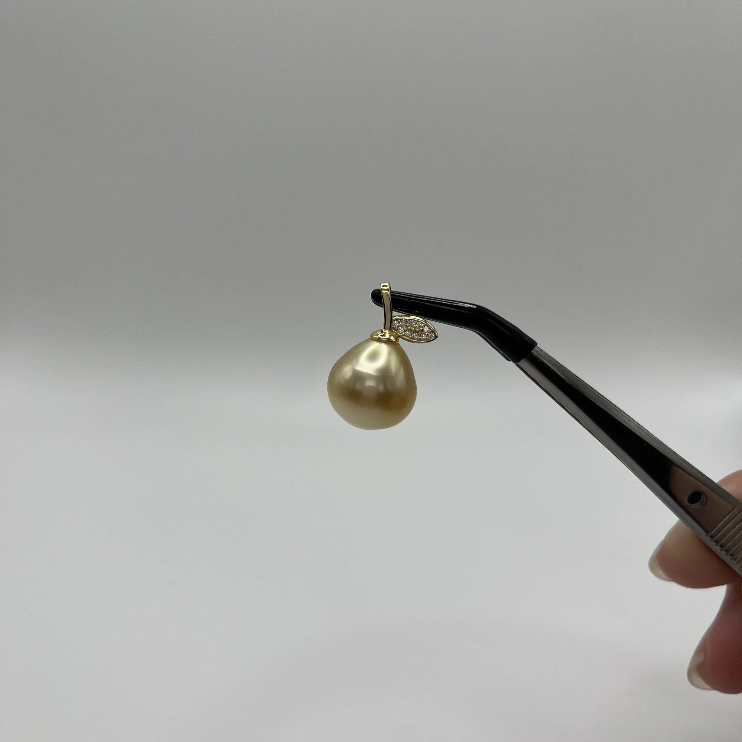 South Sea Pearl Pear Necklace