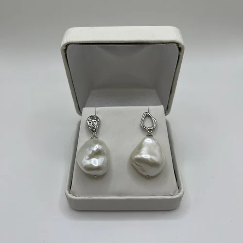 Baroque Pearl Earrings