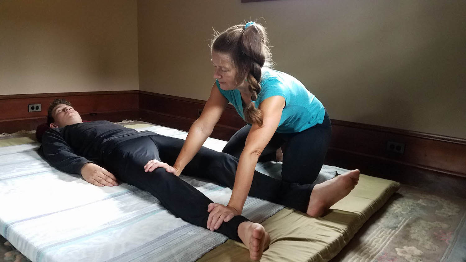 best-thai-massage-leg.jpg